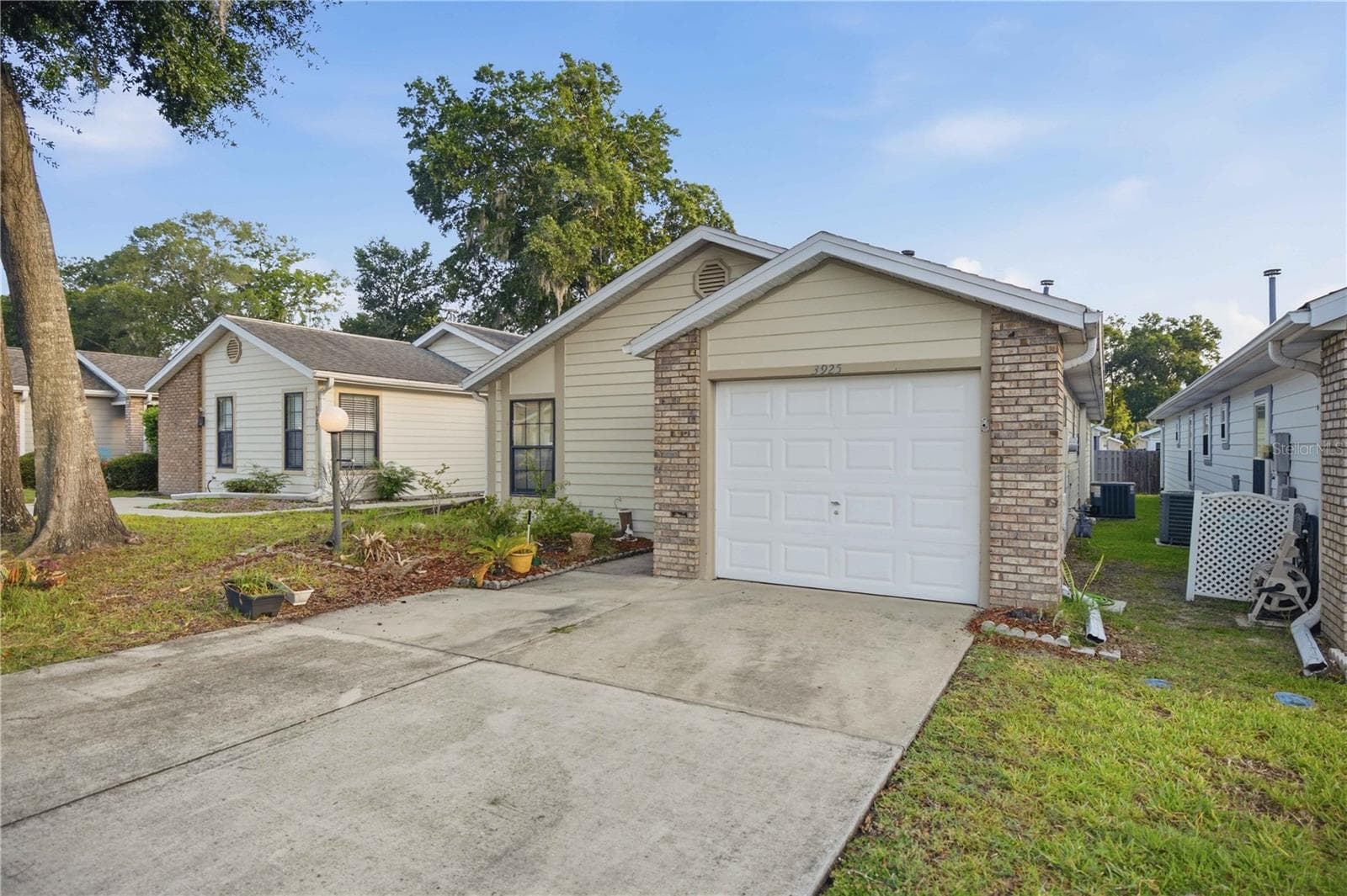 Single Family Residence at 3925 NE 22ND ST, OCALA, photo 3 of 33