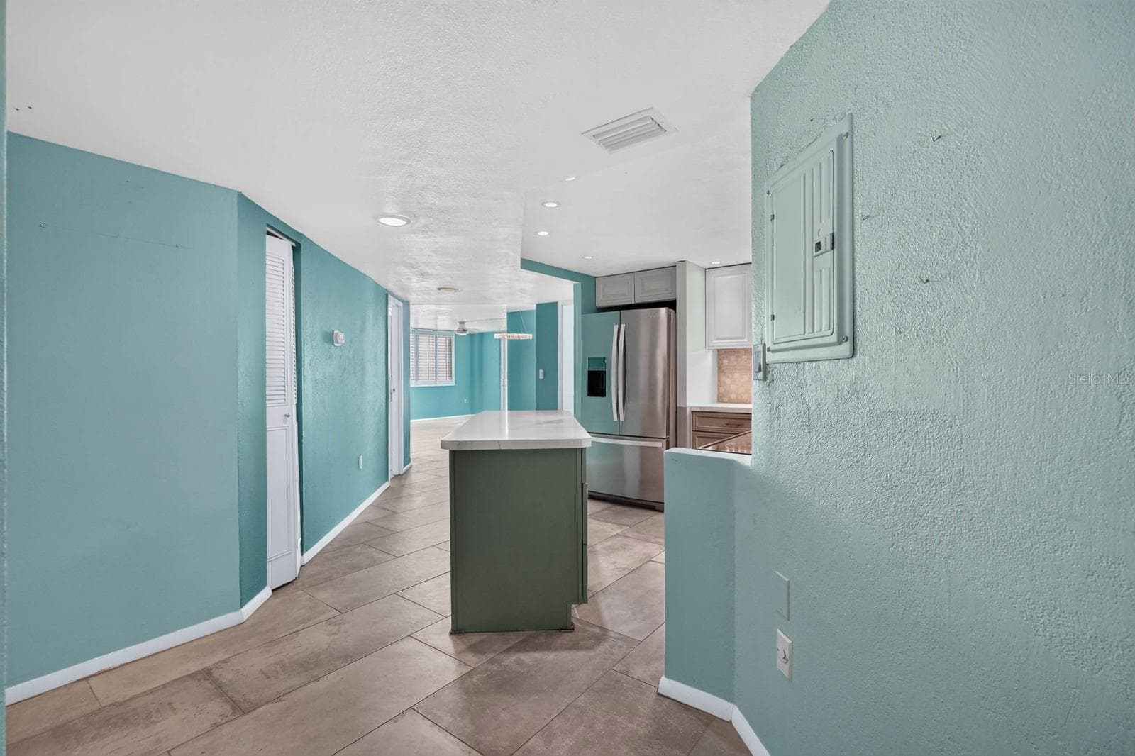 Condominium at 935 N HALIFAX AVE #406, DAYTONA BEACH, photo 3 of 36