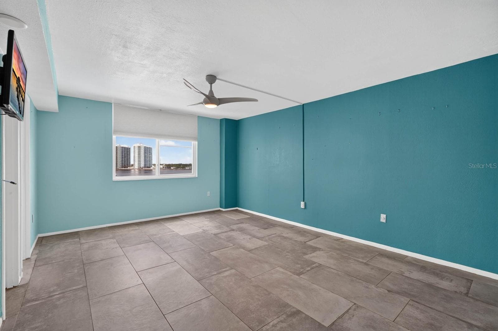 Condominium at 935 N HALIFAX AVE #406, DAYTONA BEACH, photo 13 of 36
