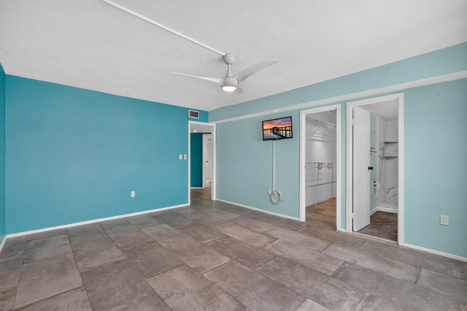 Condominium at 935 N HALIFAX AVE #406, DAYTONA BEACH, photo 14 of 36