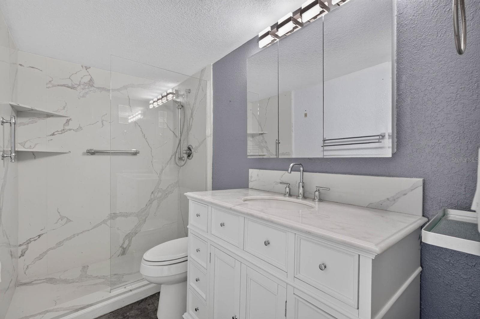 Condominium at 935 N HALIFAX AVE #406, DAYTONA BEACH, photo 15 of 36