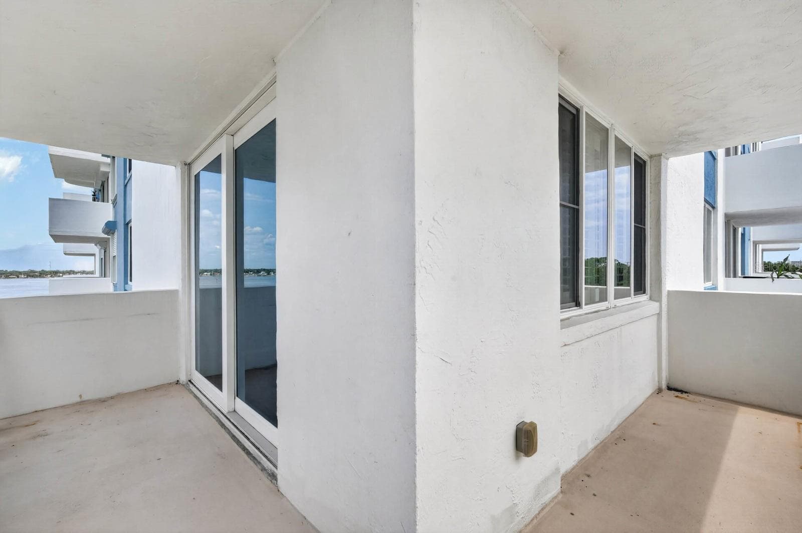 Condominium at 935 N HALIFAX AVE #406, DAYTONA BEACH, photo 22 of 36