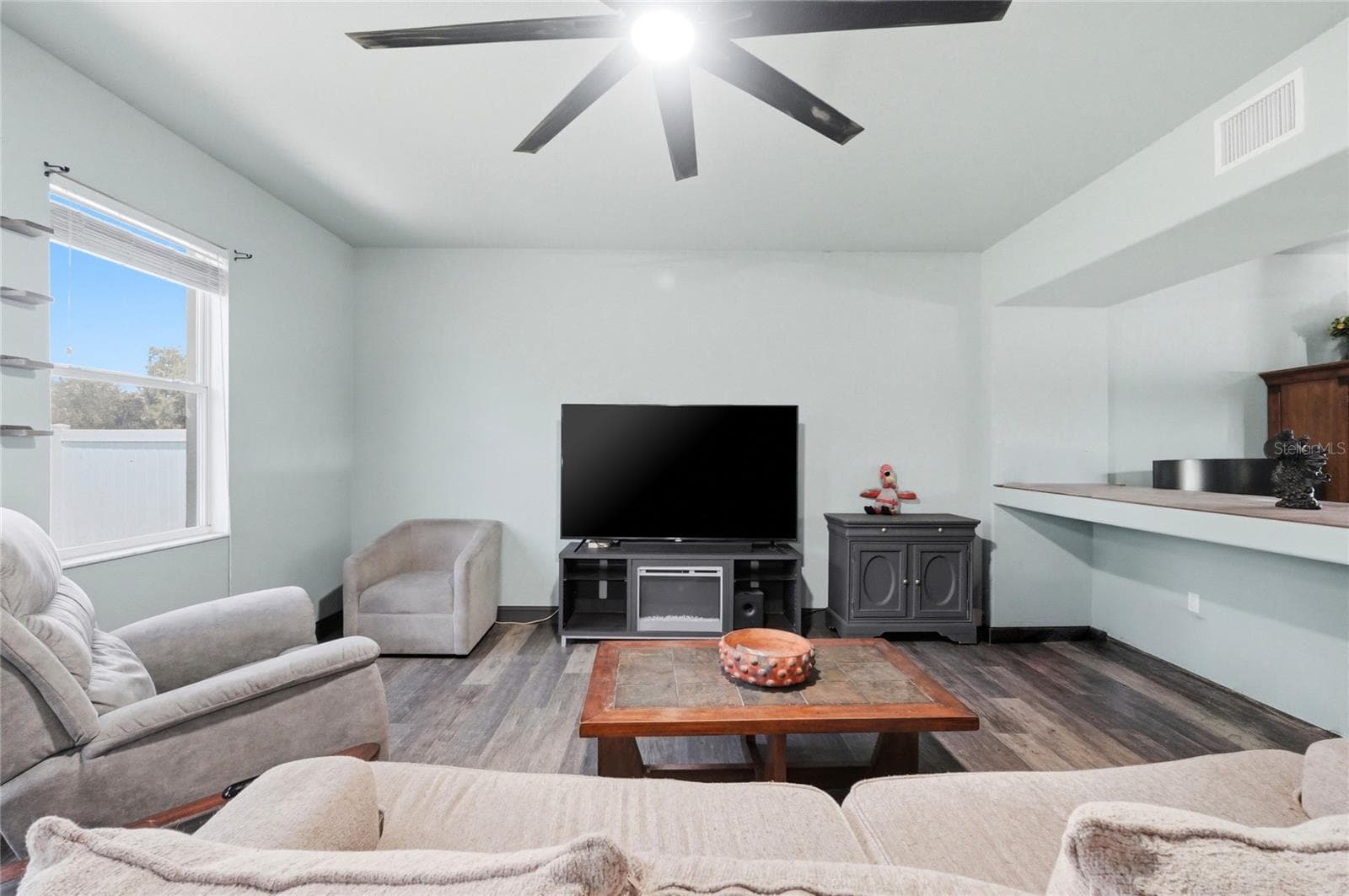 Single Family Residence at 2203 BLACKWOOD DR, MULBERRY, photo 5 of 20