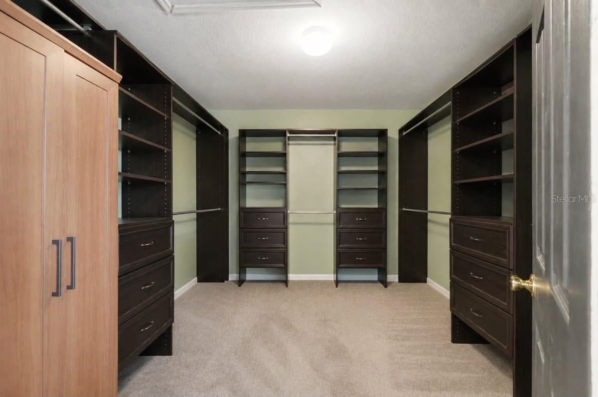 Single Family Residence at 2203 BLACKWOOD DR, MULBERRY, photo 14 of 20