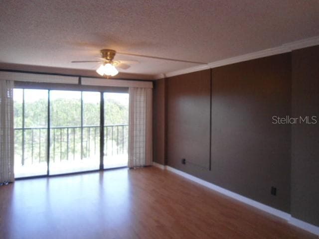 living room - 2700 COVE CAY DR #5D, CLEARWATER