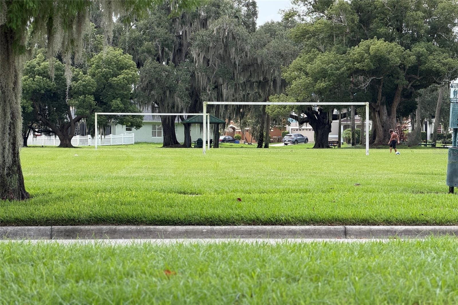 Single Family Residence at 2808 POLSON DR, KISSIMMEE, photo 39 of 42