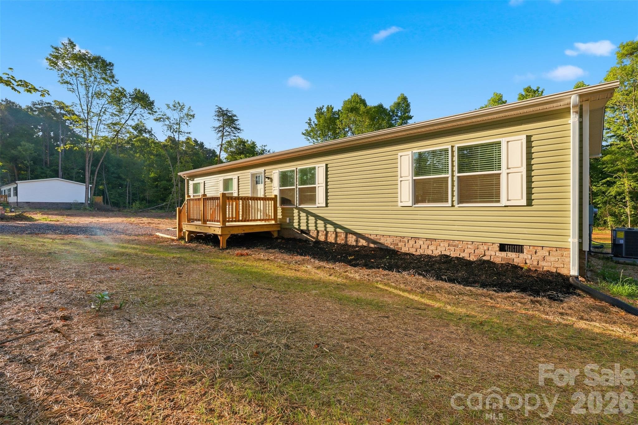 Single Family Residence at 4433 Old US 421 Highway W, Yadkinville, photo 3 of 34