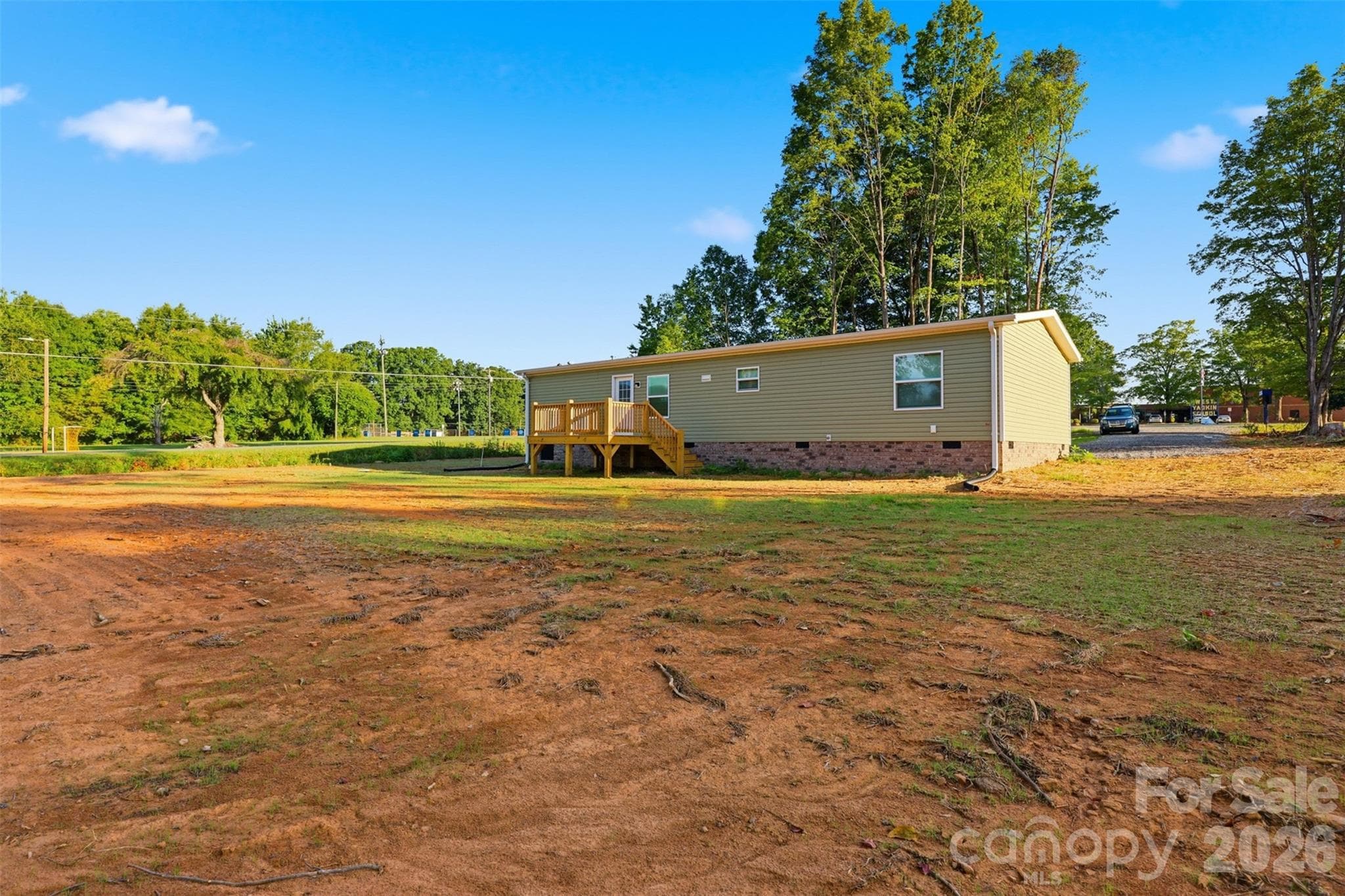 Single Family Residence at 4433 Old US 421 Highway W, Yadkinville, photo 5 of 34