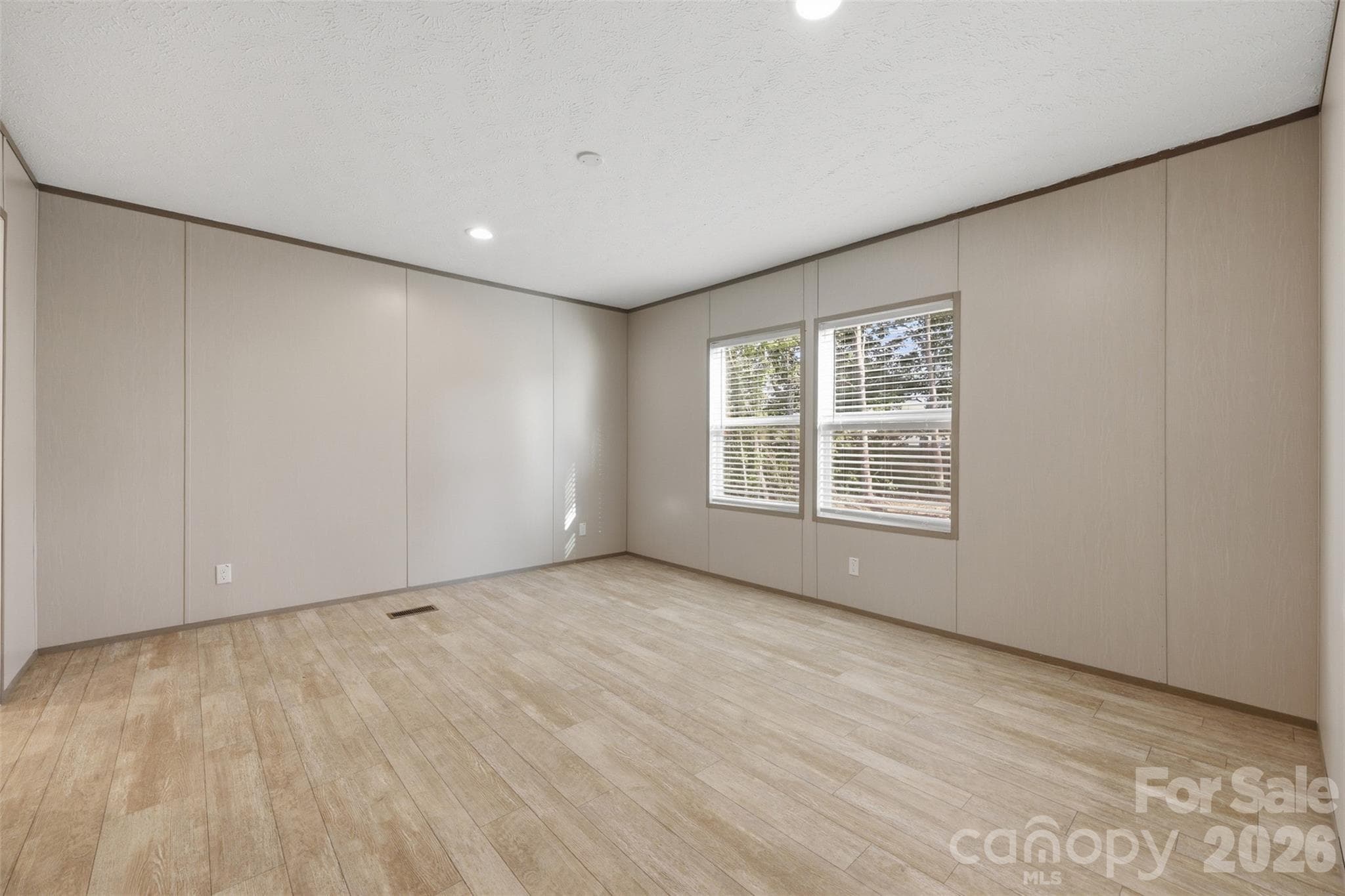 Single Family Residence at 4433 Old US 421 Highway W, Yadkinville, photo 15 of 34