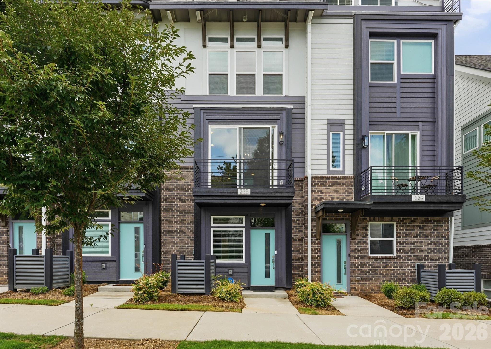 Townhouse at 235 S Bruns Avenue, Charlotte, photo 5 of 48