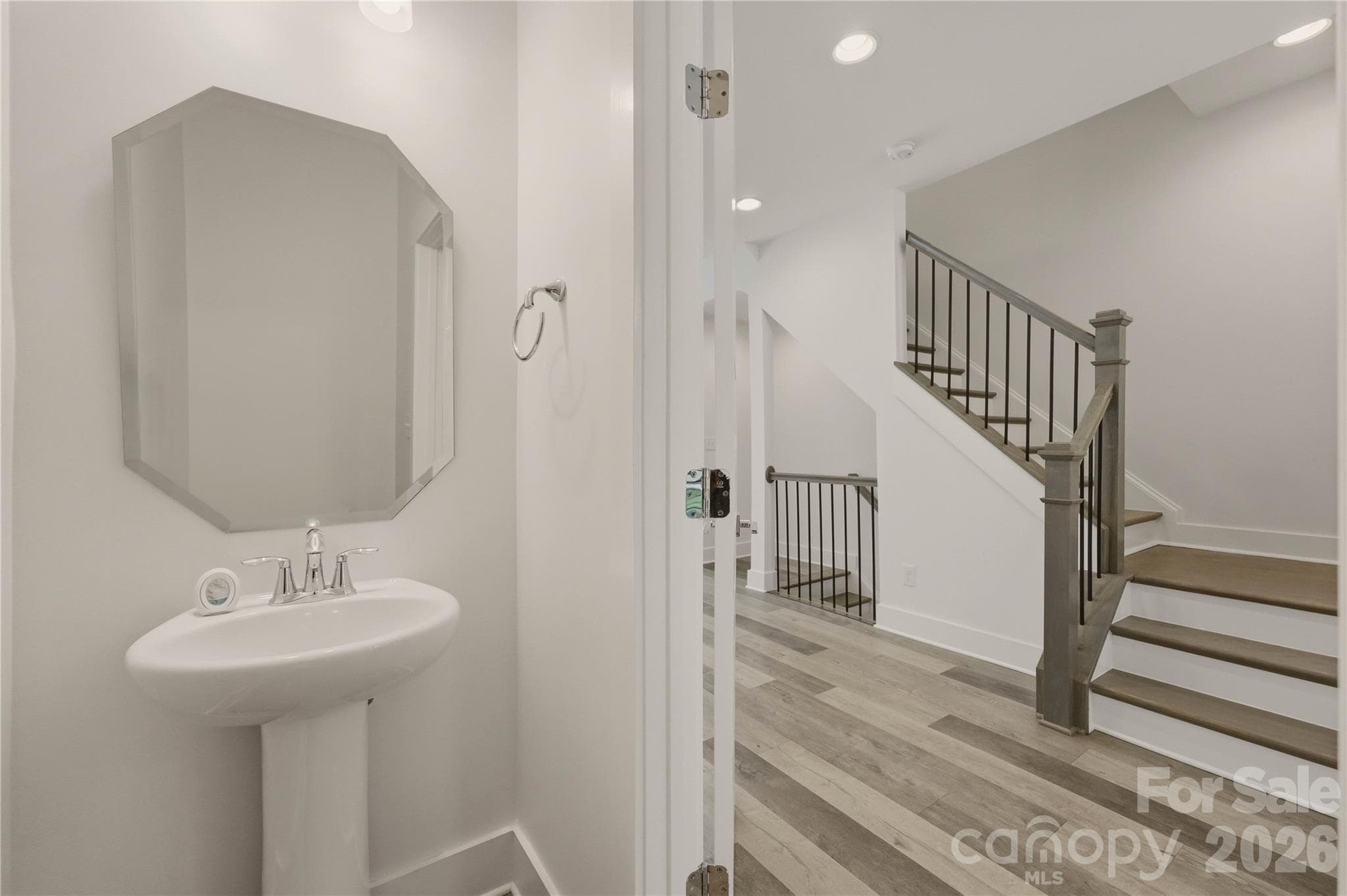 Townhouse at 235 S Bruns Avenue, Charlotte, photo 20 of 48