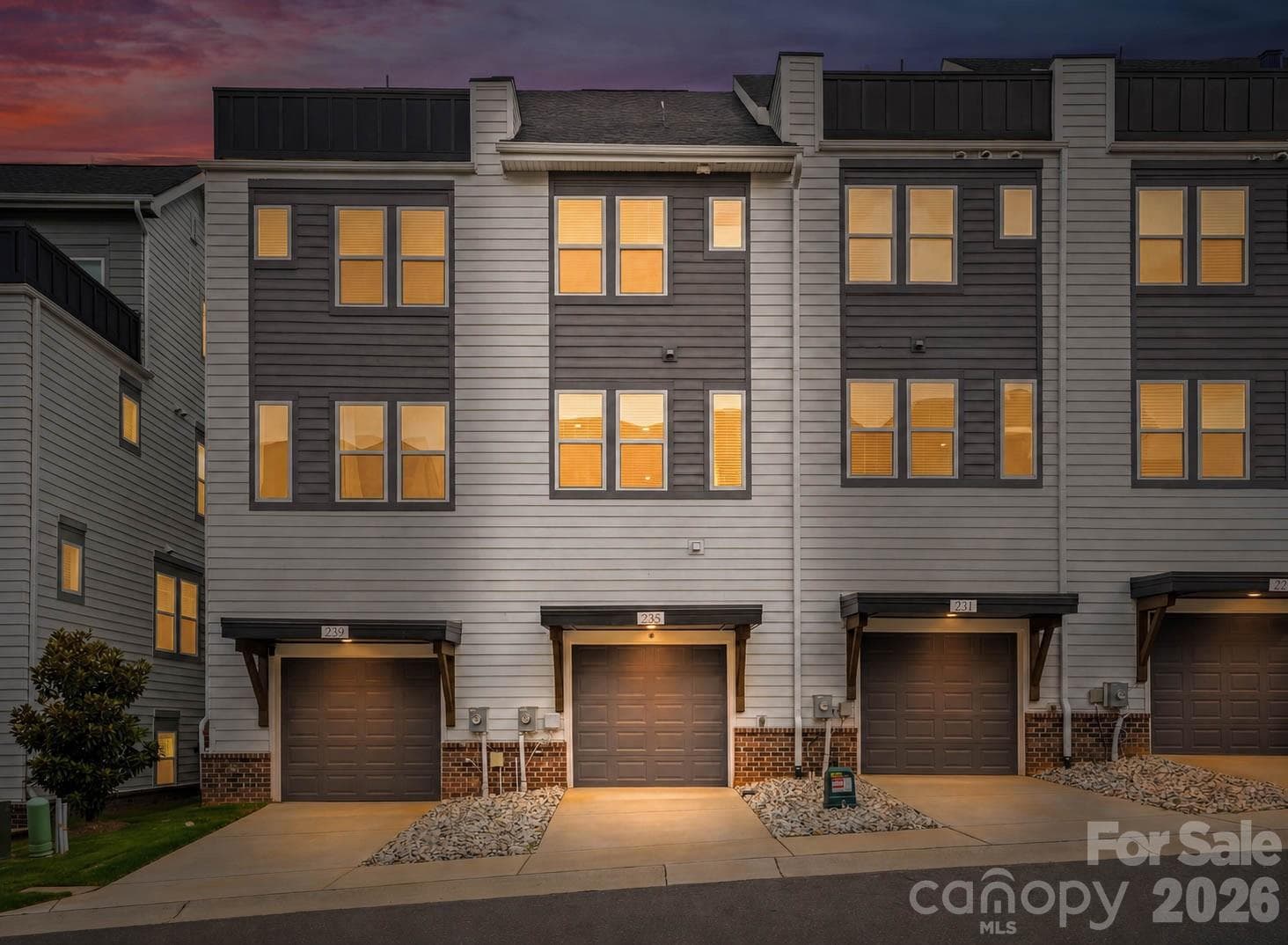 Townhouse at 235 S Bruns Avenue, Charlotte, photo 40 of 48