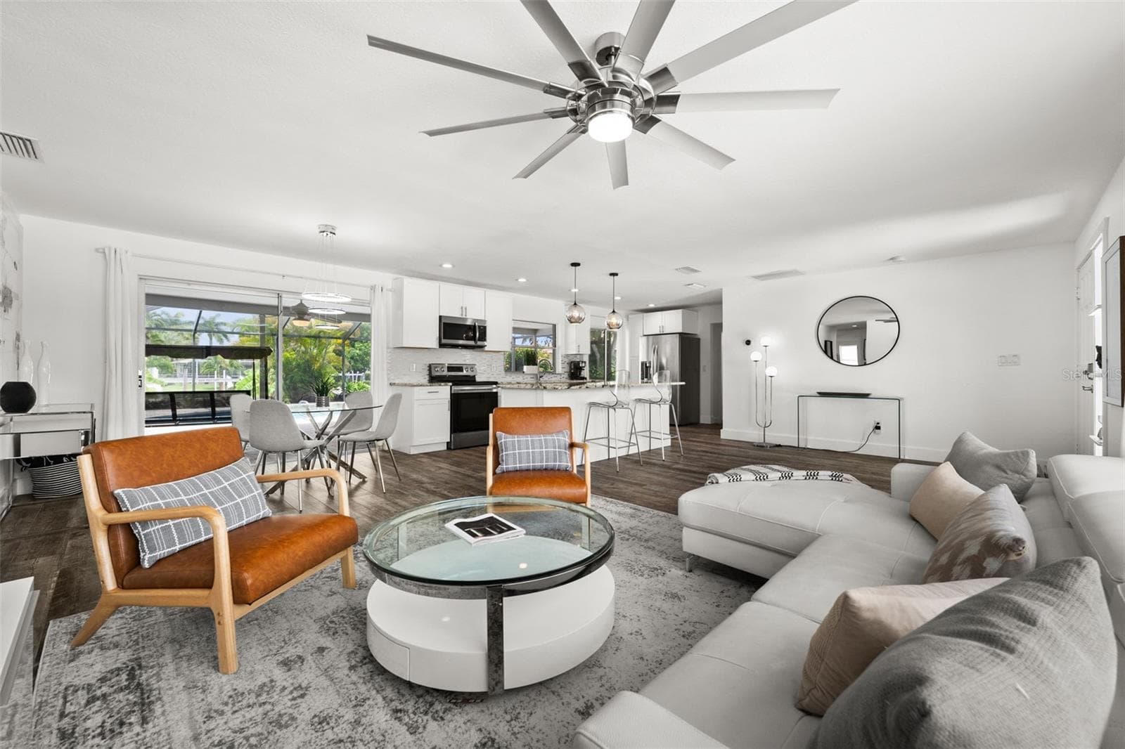 Fully Turnkey - all furniture included - 5122 SW 3RD AVE, CAPE CORAL