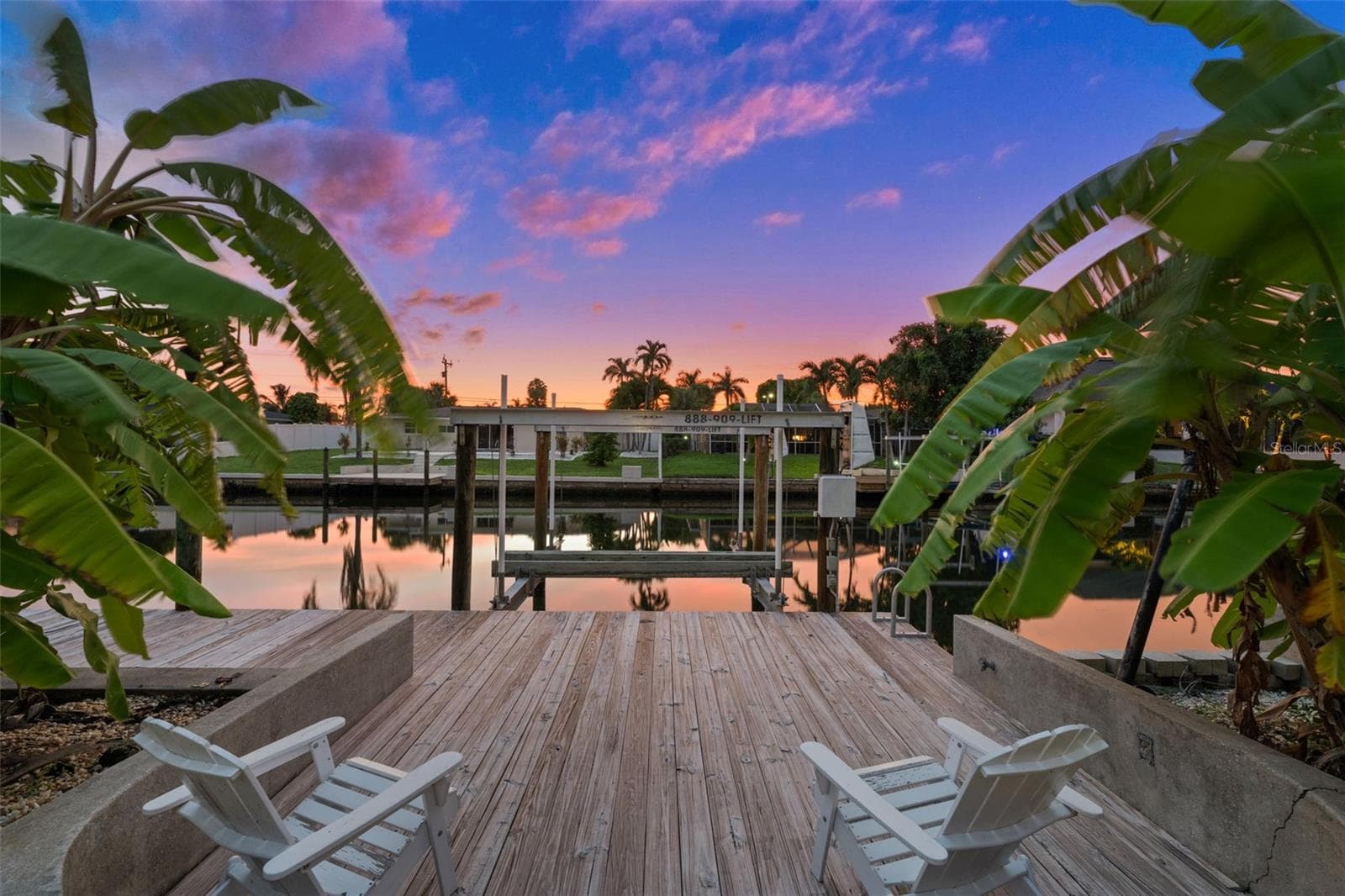 Enjoy the sunset with Western Exposure - 5122 SW 3RD AVE, CAPE CORAL