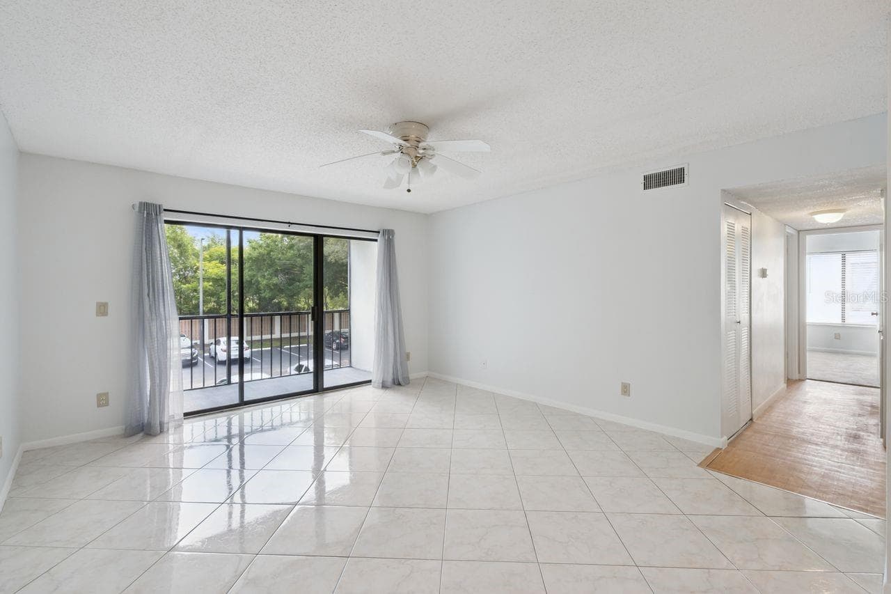Condominium at 8215 SUN SPRING CIR #12, ORLANDO, photo 6 of 31