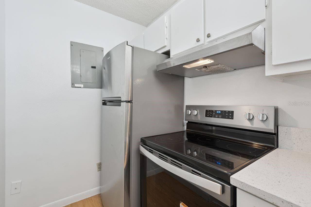 Condominium at 8215 SUN SPRING CIR #12, ORLANDO, photo 14 of 31