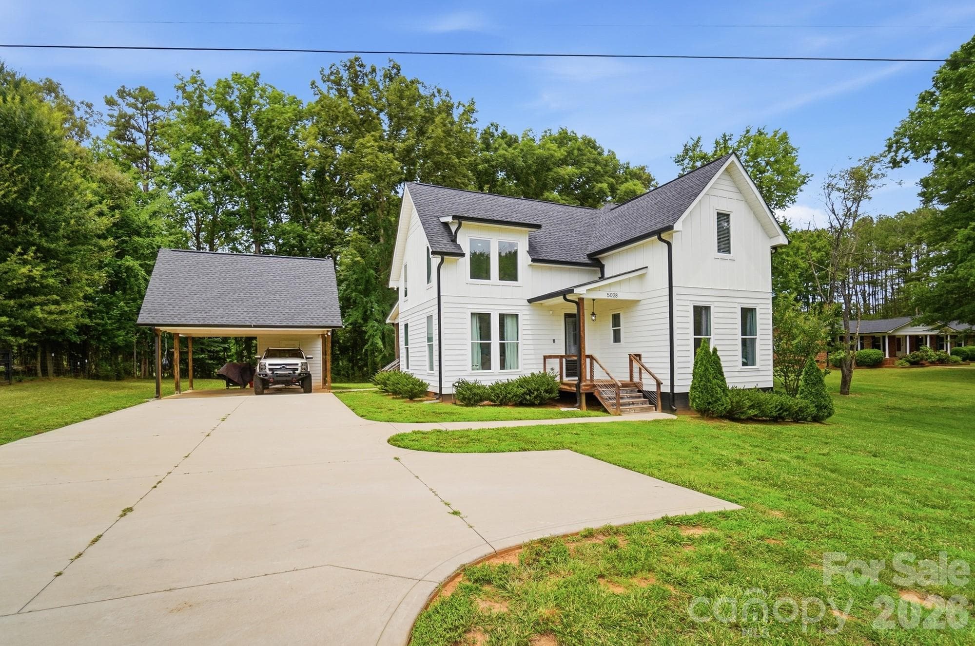 Single Family Residence at Gastonia, photo 3 of 24