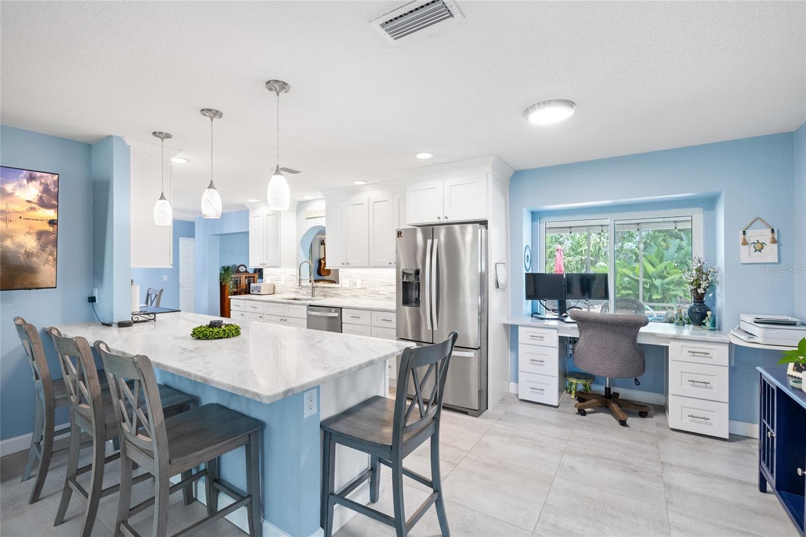 Kitchen with Matching Work Station - 1070 MCCARTY ST, DUNEDIN