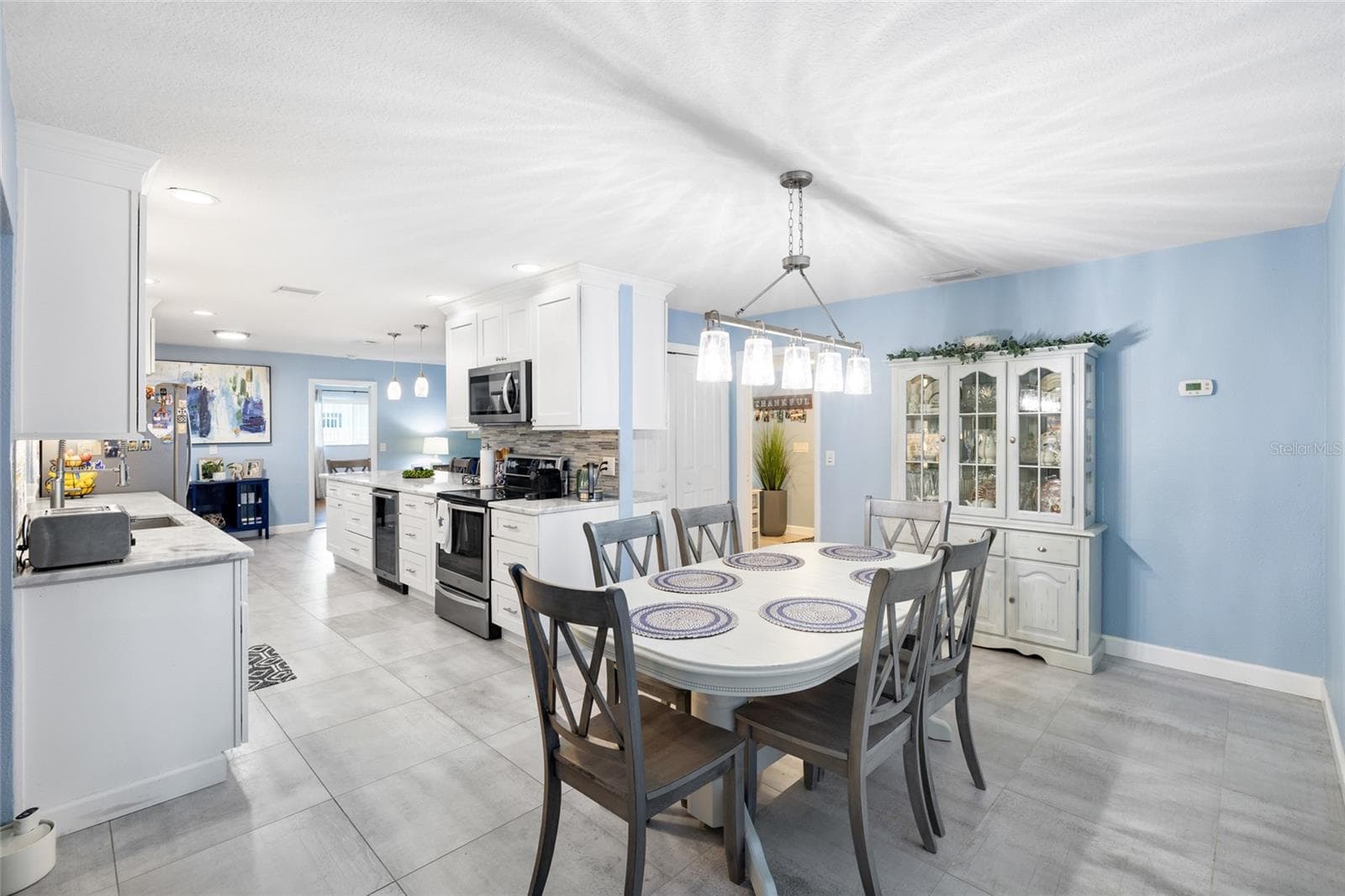 Dining Area - 1070 MCCARTY ST, DUNEDIN