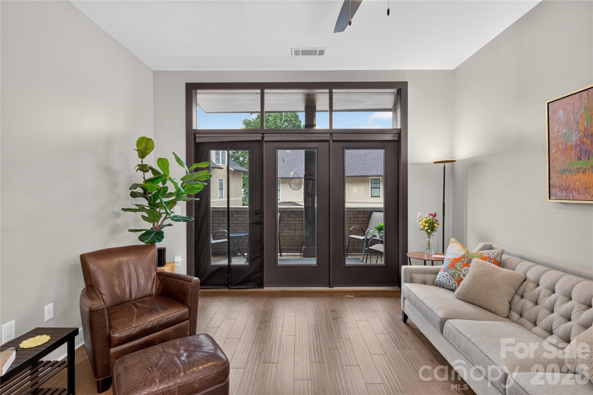 Condominium at 2401 Euclid Avenue, Charlotte, photo 9 of 34