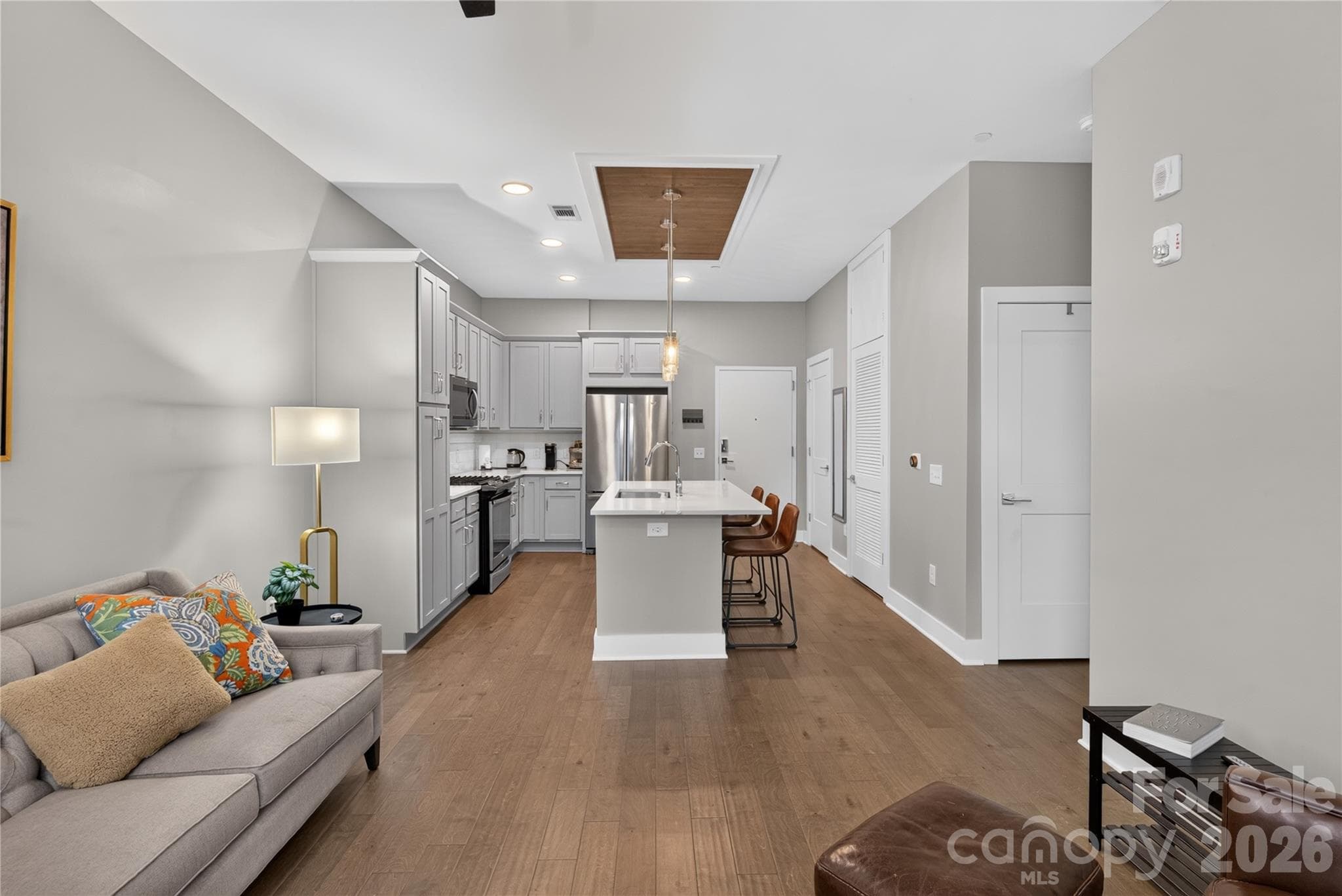 Condominium at 2401 Euclid Avenue, Charlotte, photo 13 of 34