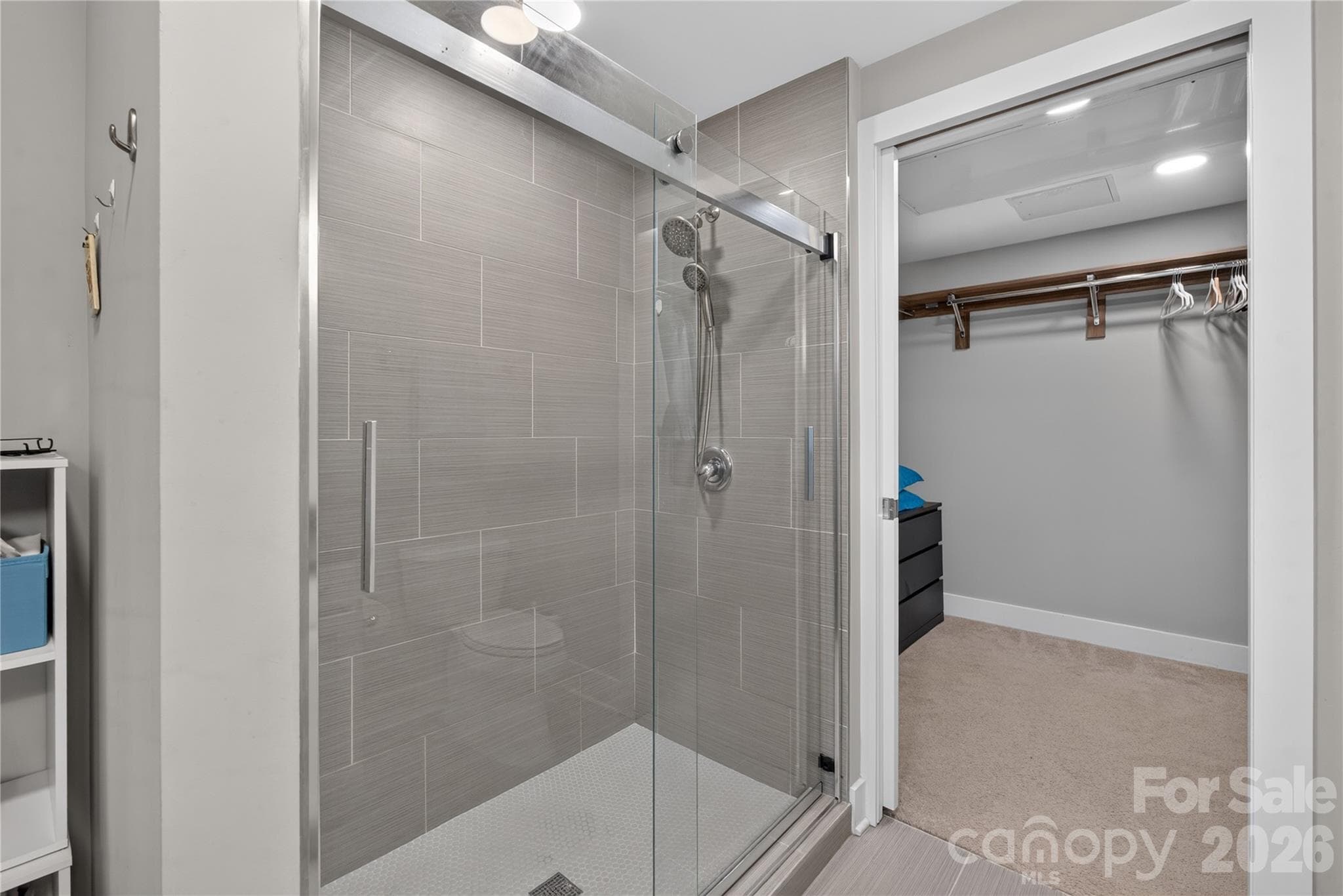 Condominium at 2401 Euclid Avenue, Charlotte, photo 18 of 34