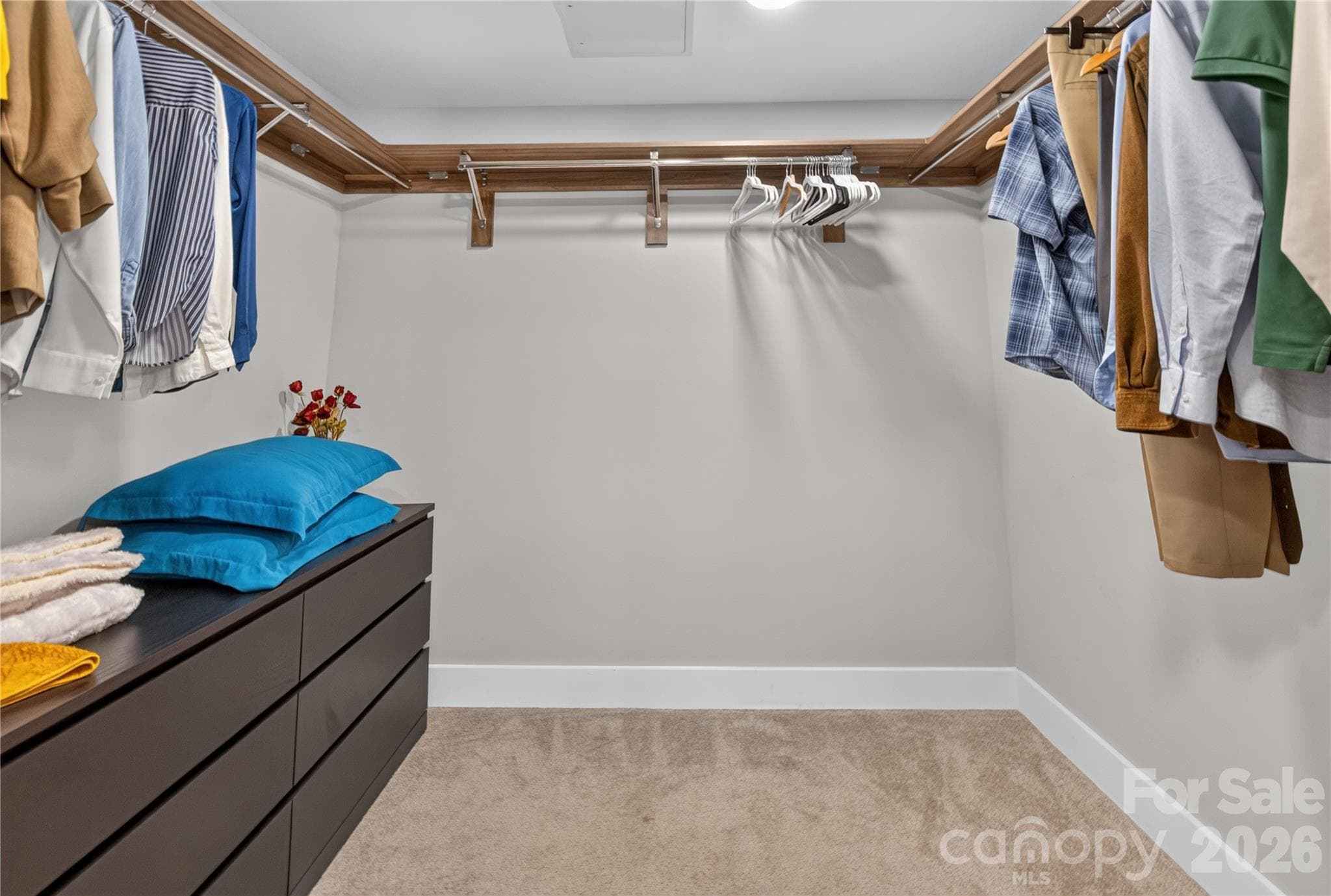 Condominium at 2401 Euclid Avenue, Charlotte, photo 20 of 34