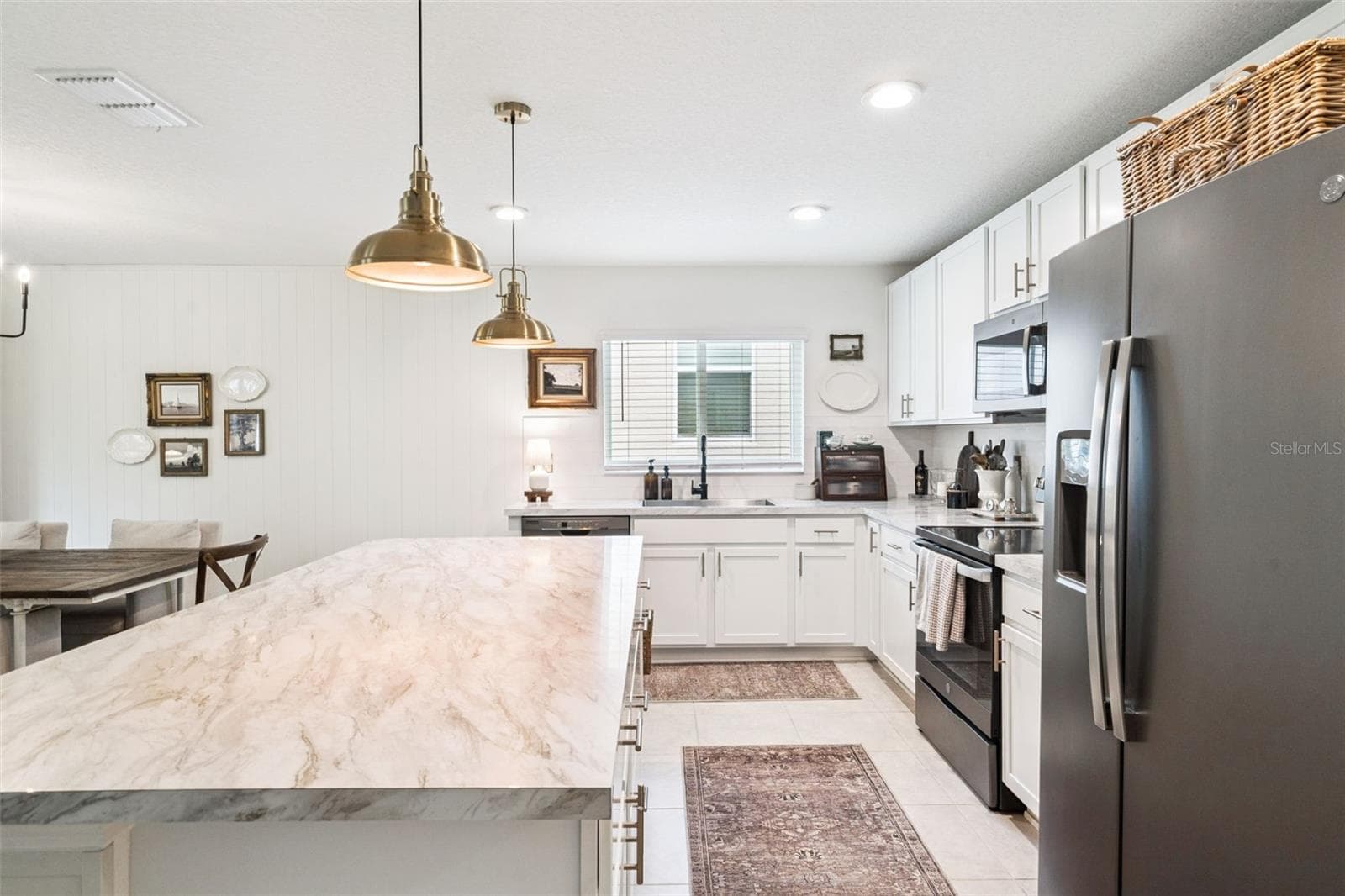 Single Family Residence at 1657 WILSON PRAIRIE CIR, GROVELAND, photo 11 of 27