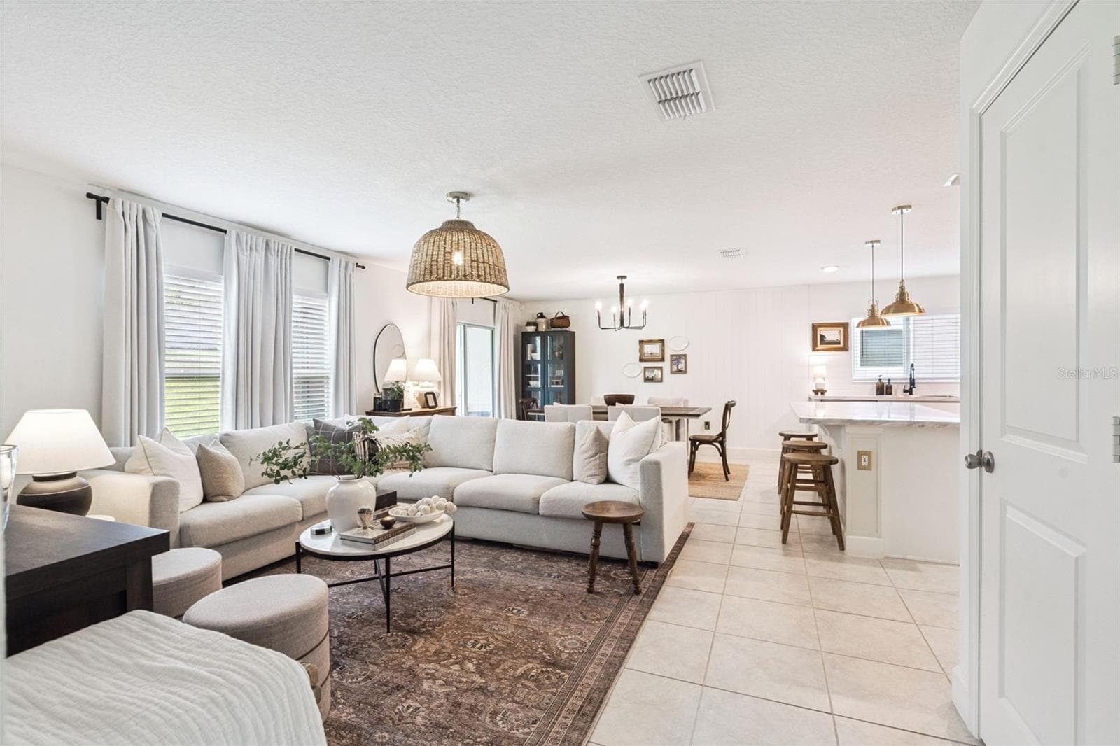 Single Family Residence at 1657 WILSON PRAIRIE CIR, GROVELAND, photo 14 of 27