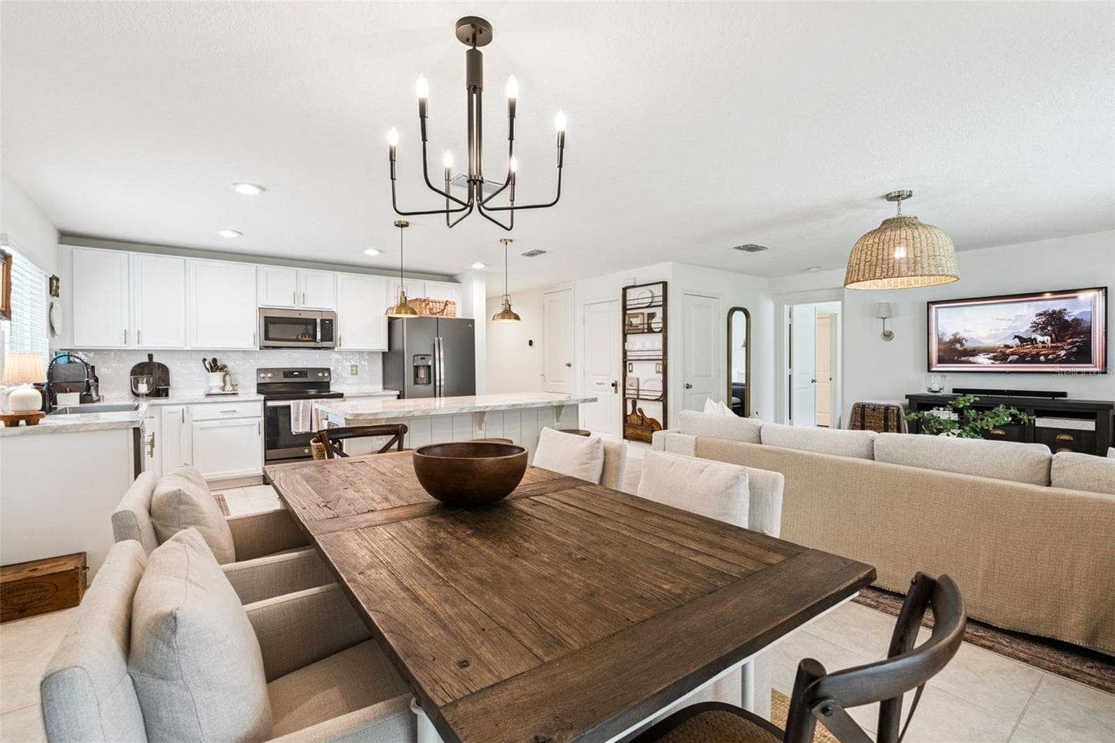 Single Family Residence at 1657 WILSON PRAIRIE CIR, GROVELAND, photo 16 of 27