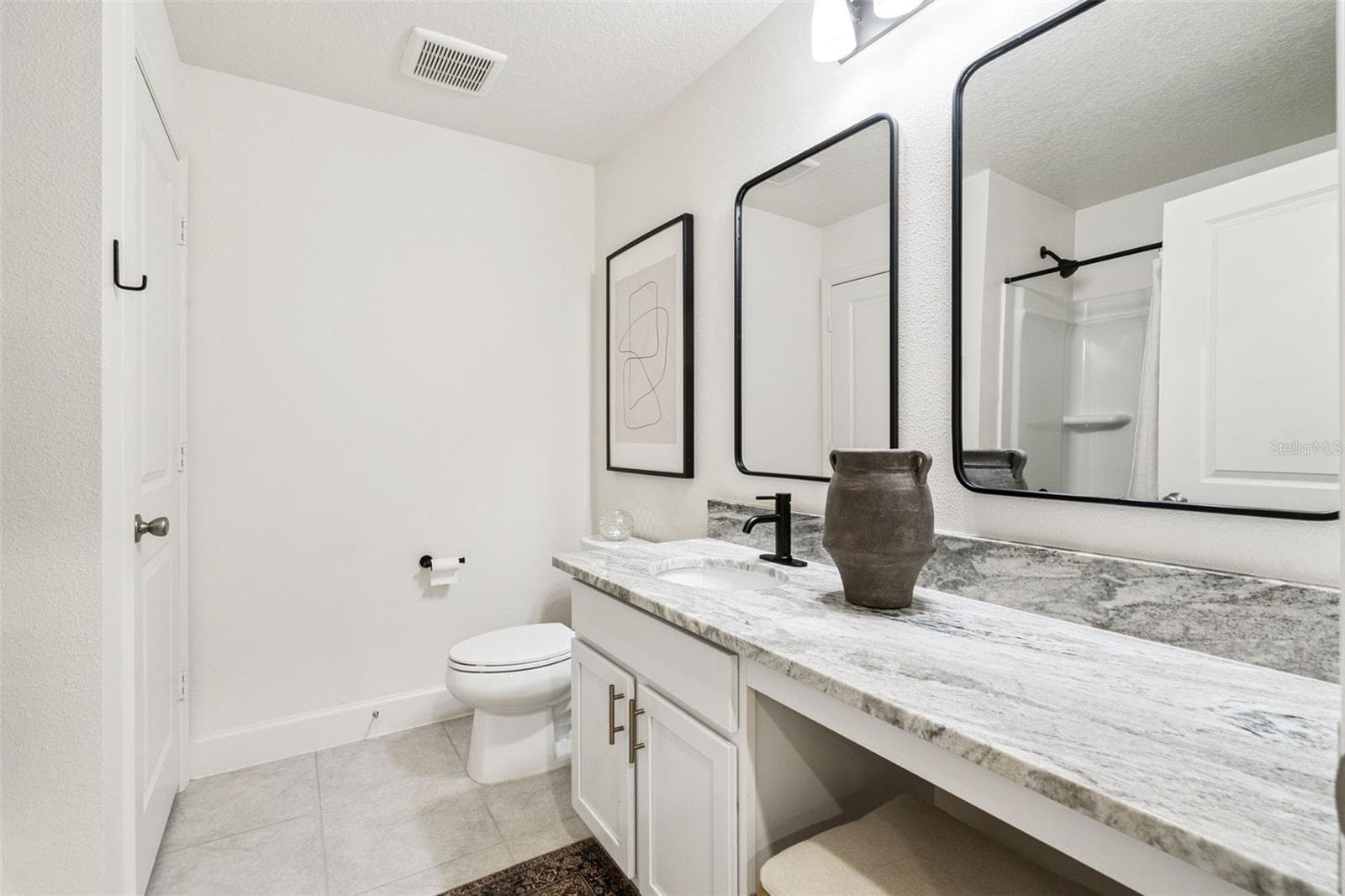 Guest bath - 1657 WILSON PRAIRIE CIR, GROVELAND