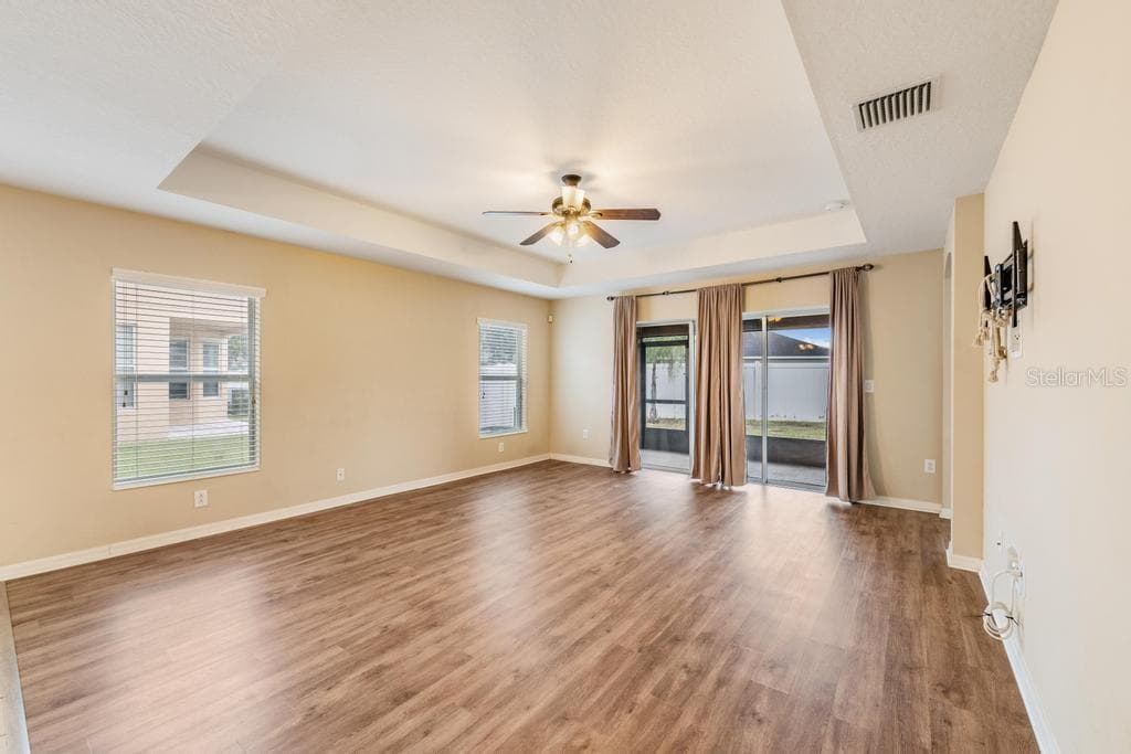Single Family Residence at 7013 FOREST MERE DR, RIVERVIEW, photo 7 of 30