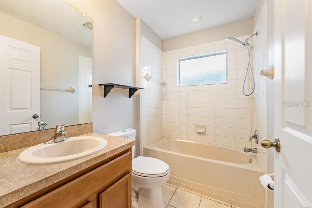 Single Family Residence at 7013 FOREST MERE DR, RIVERVIEW, photo 21 of 30