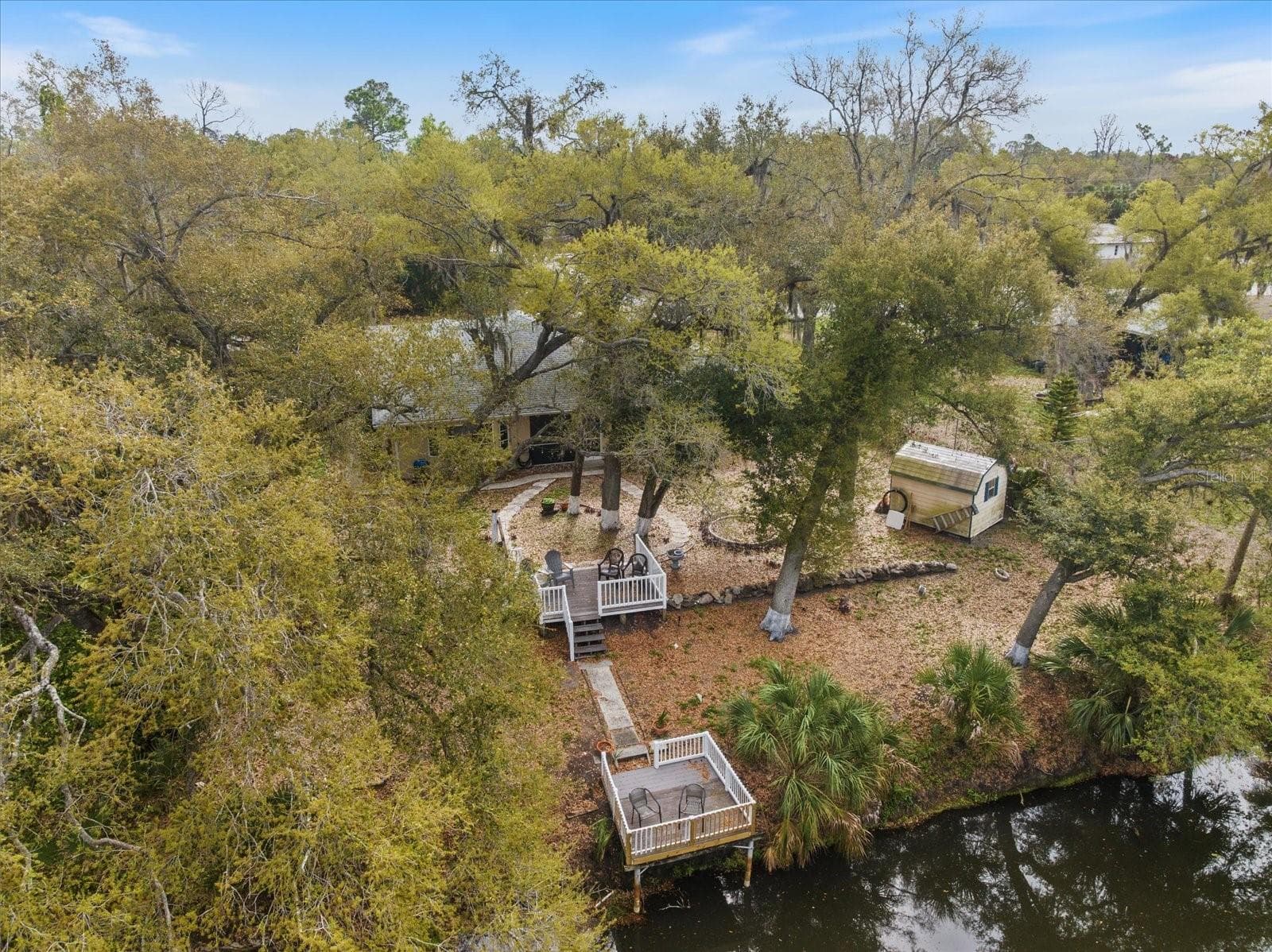 This home creates the ultimate backyard retreat. - 297 FLAMINGO BLVD, PORT CHARLOTTE