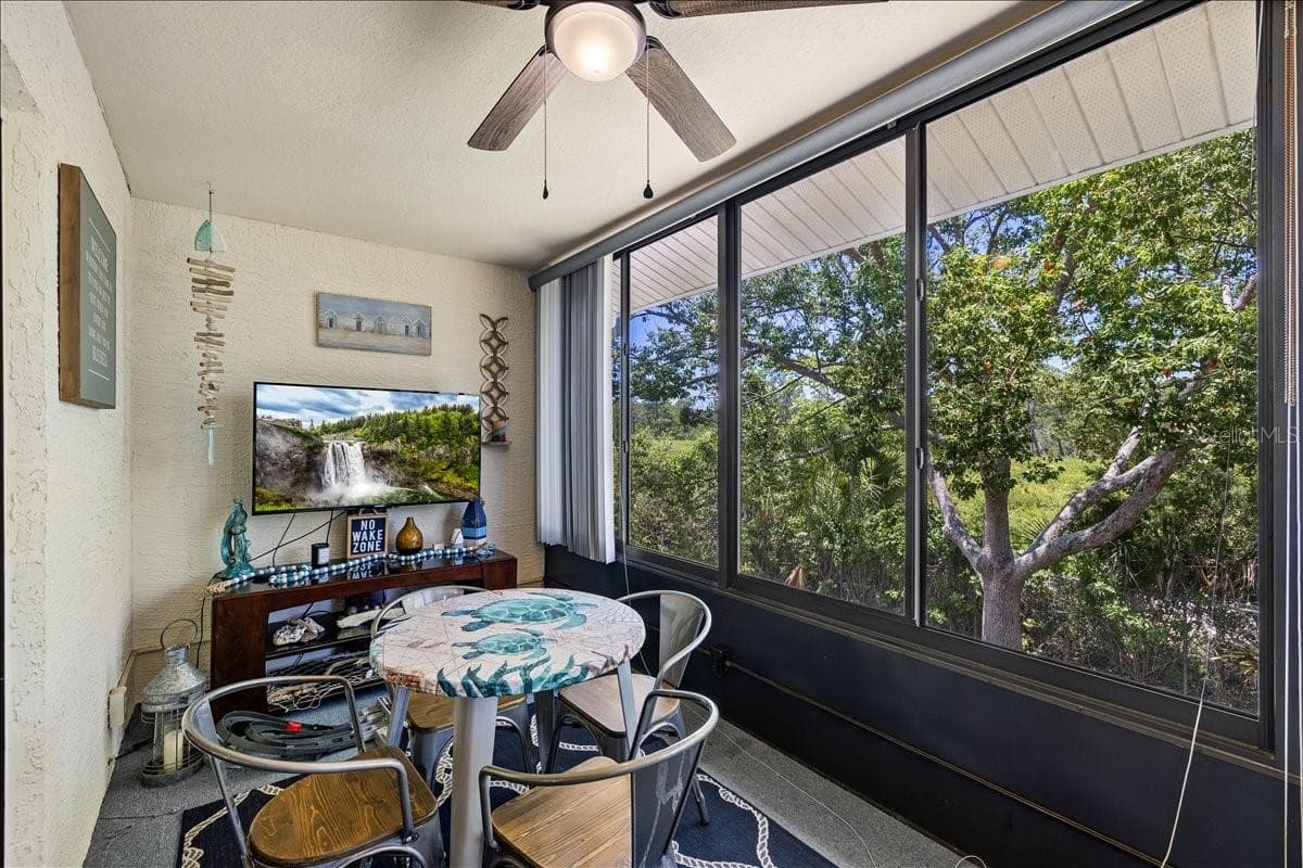 Condominium at 6653 RIVER RUN BLVD, WEEKI WACHEE, photo 14 of 55