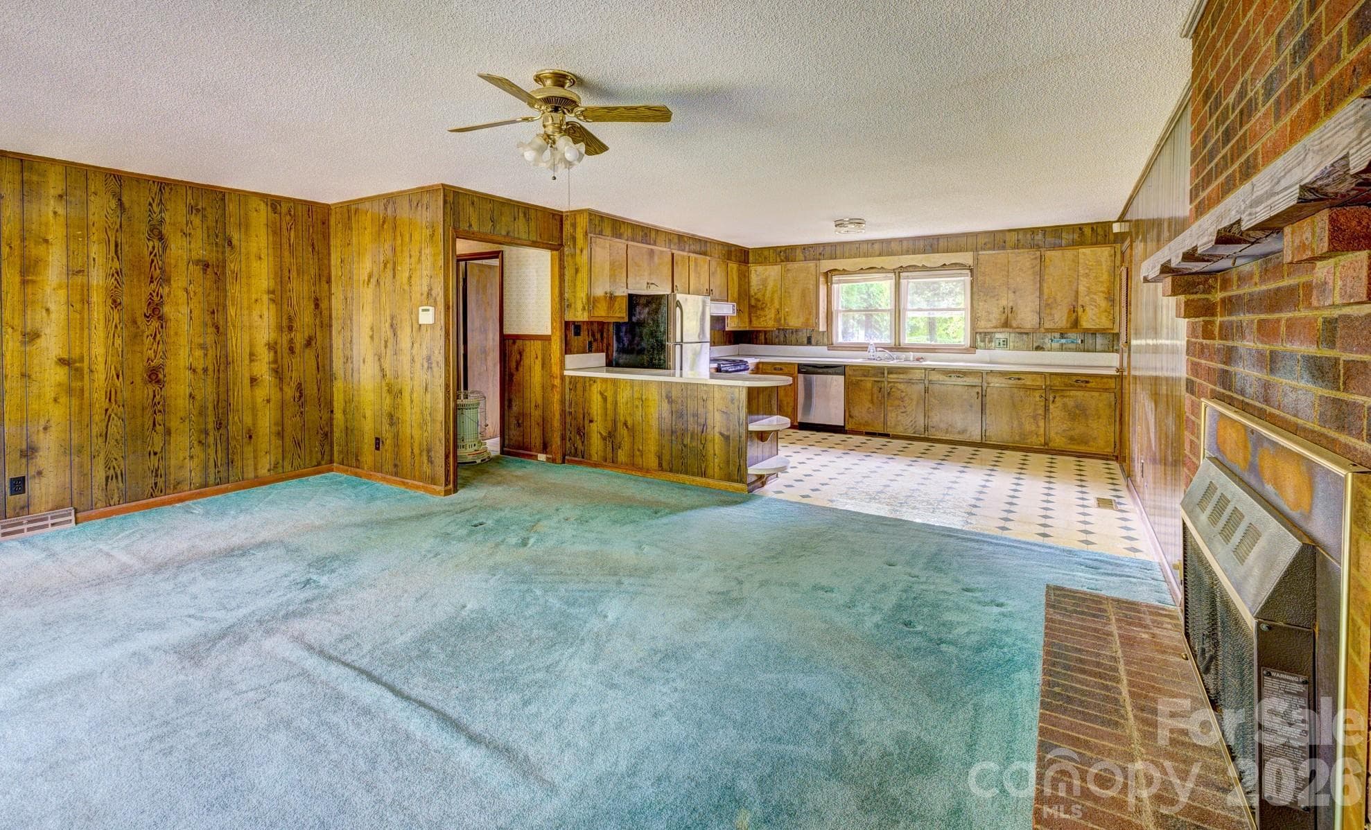 Great Room - 3641 Tryon Courthouse Road, Cherryville