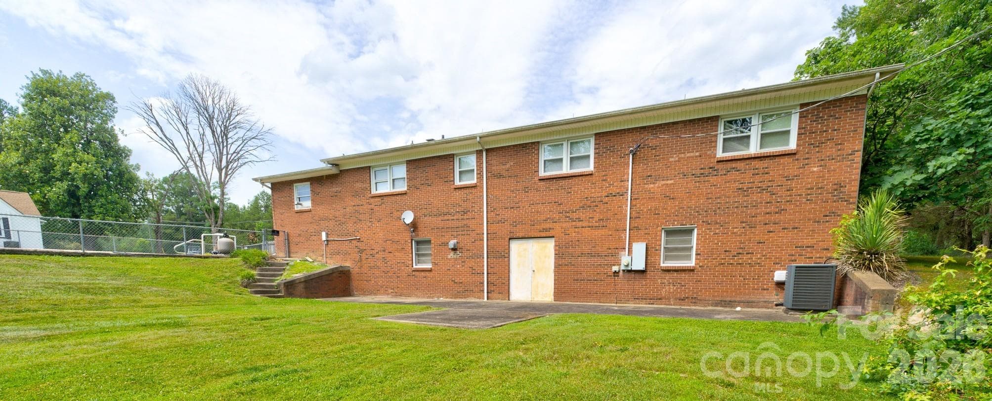 Rear yard - 3641 Tryon Courthouse Road, Cherryville