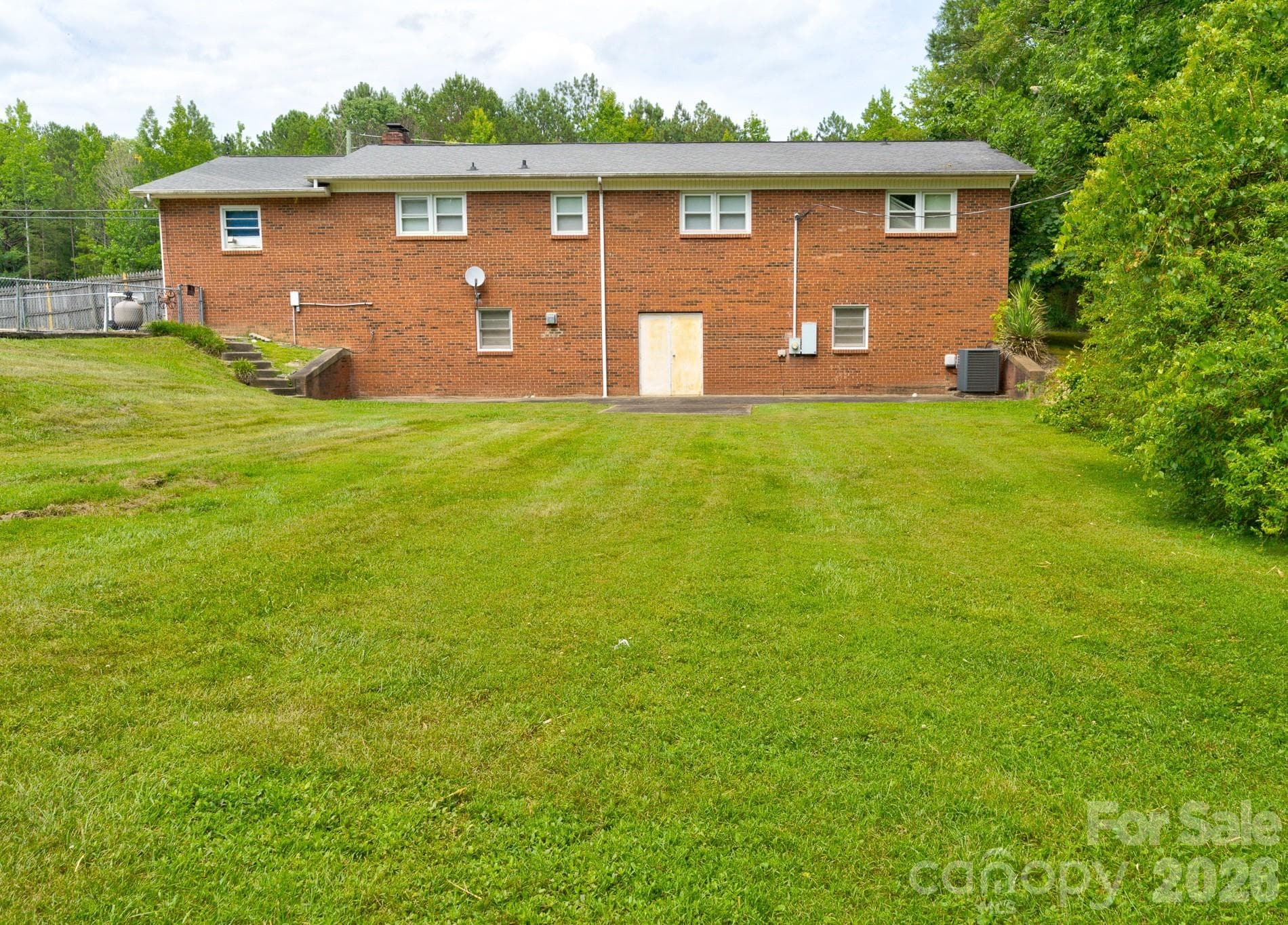 Rear yard - 3641 Tryon Courthouse Road, Cherryville