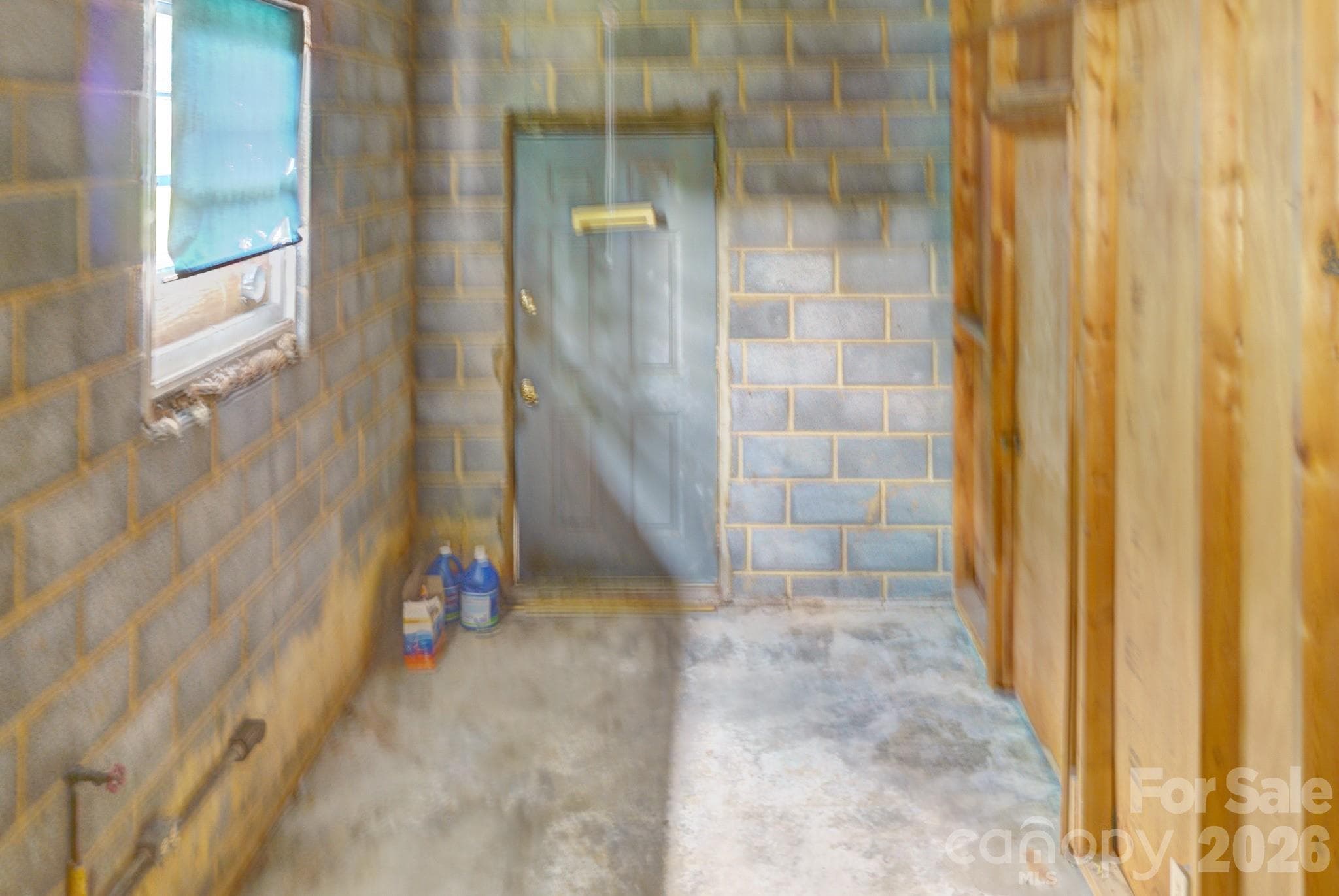 Laundry / Mud room - 3641 Tryon Courthouse Road, Cherryville