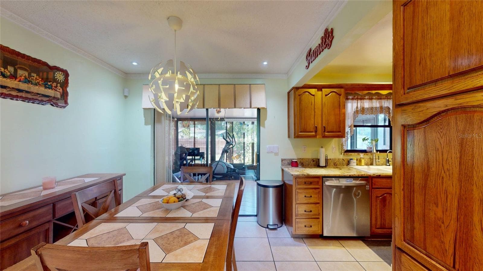 Dining - 6960 PINECREST LN N, PINELLAS PARK