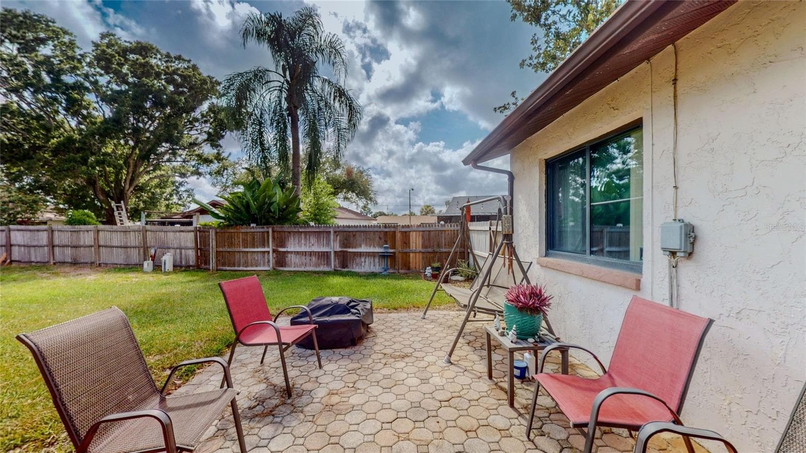 Patio - 6960 PINECREST LN N, PINELLAS PARK