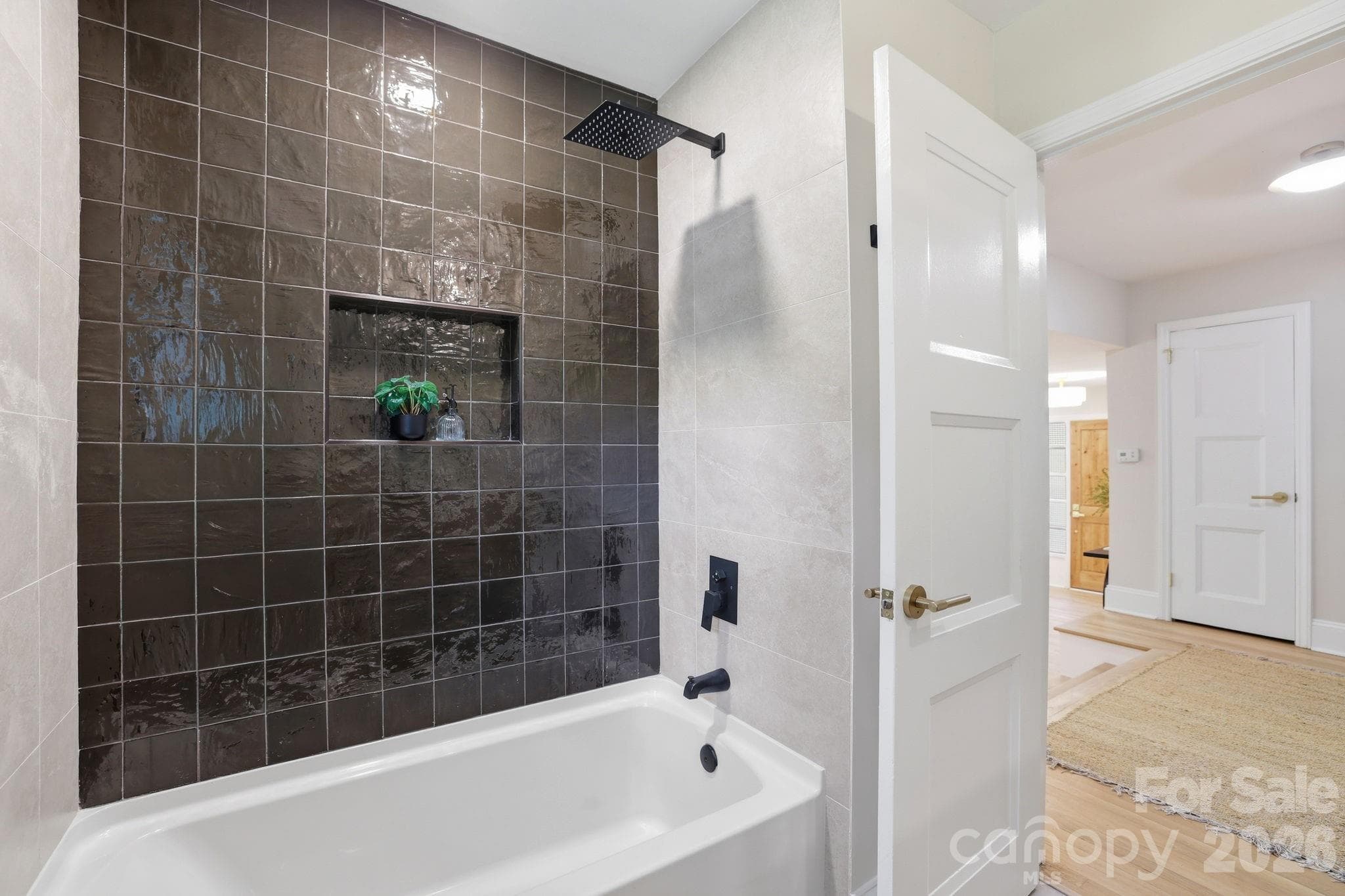 Single Family Residence at 5515 Doncaster Drive, Charlotte, photo 12 of 22
