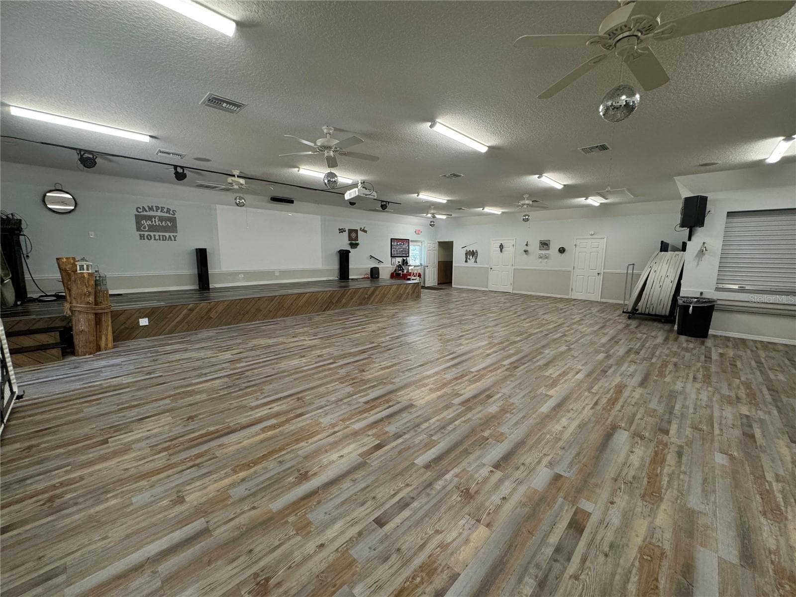 Manufactured Home at 2092 CULBREATH RD #A27, BROOKSVILLE, photo 20 of 25