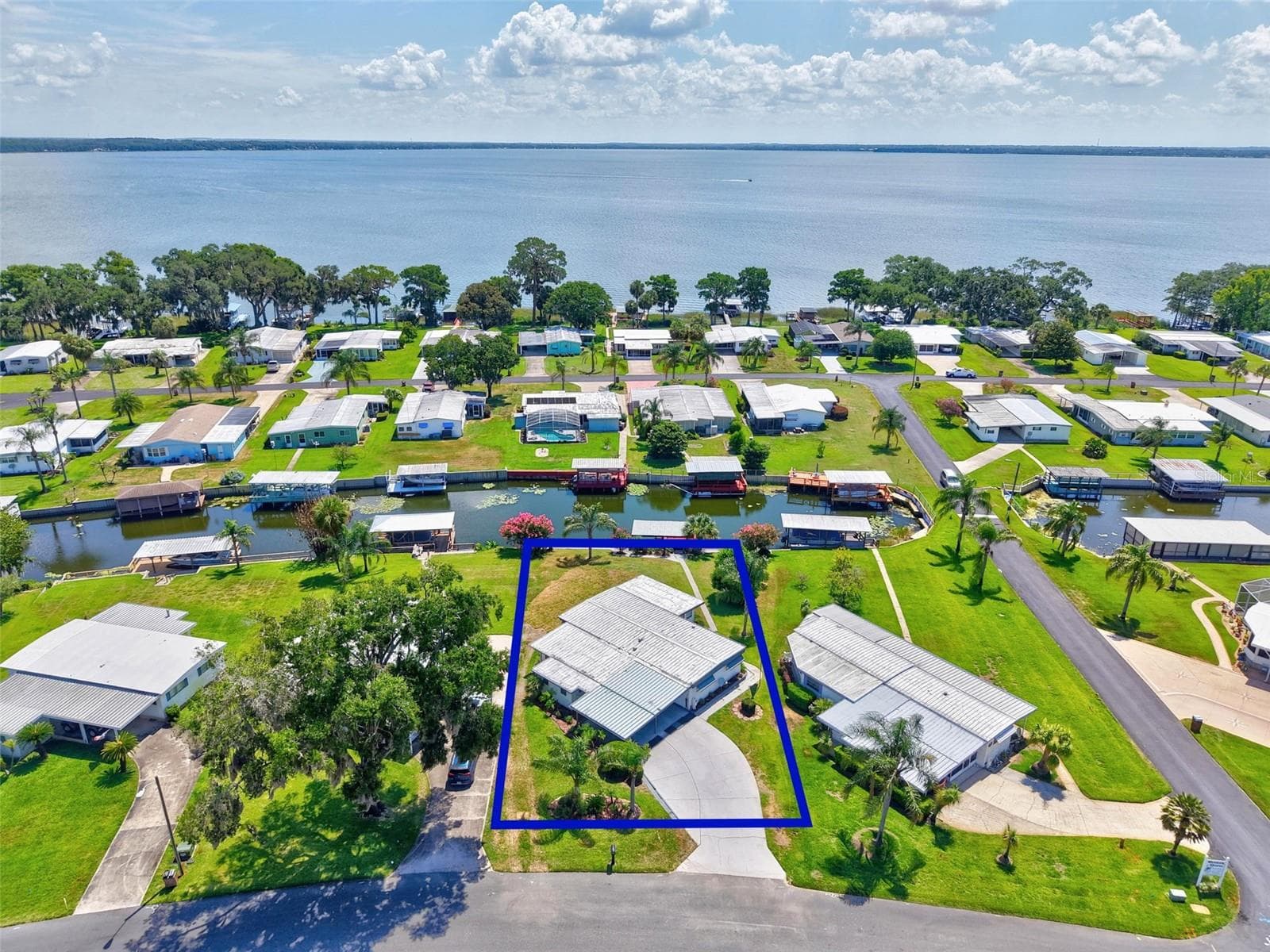 Free flowing canal to Lake Eustis - 34312 CARL RD, LEESBURG