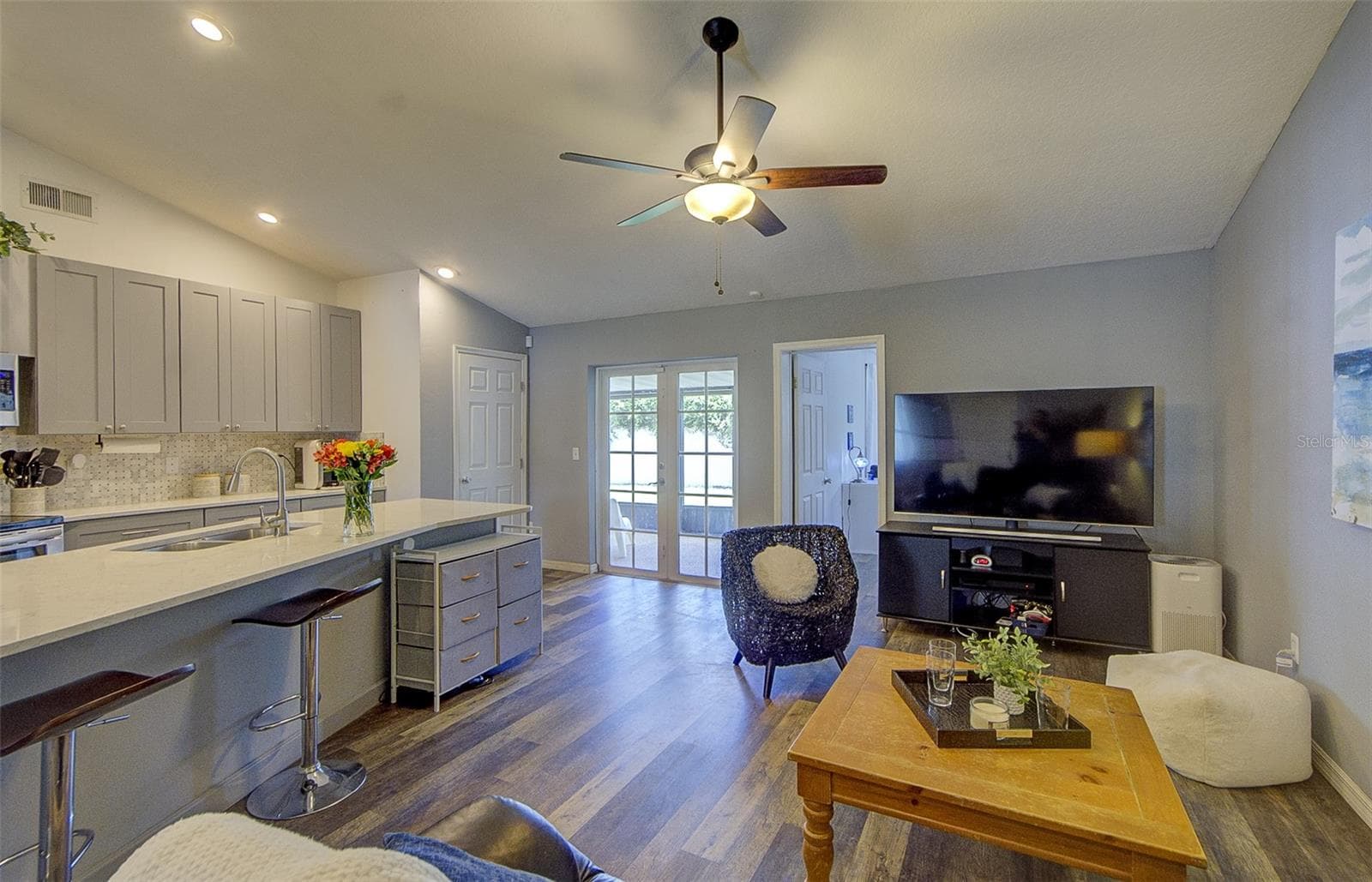 Living Room - 13222 PINE CREEK CIR, RIVERVIEW