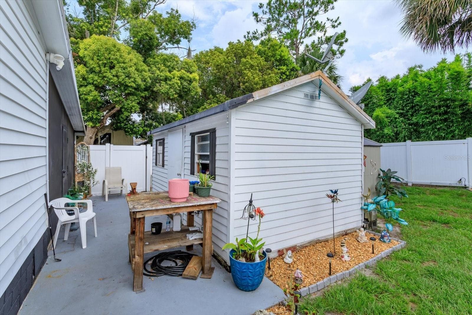 Manufactured Home at 106 LEISURE WORLD DR N, DEBARY, photo 24 of 43