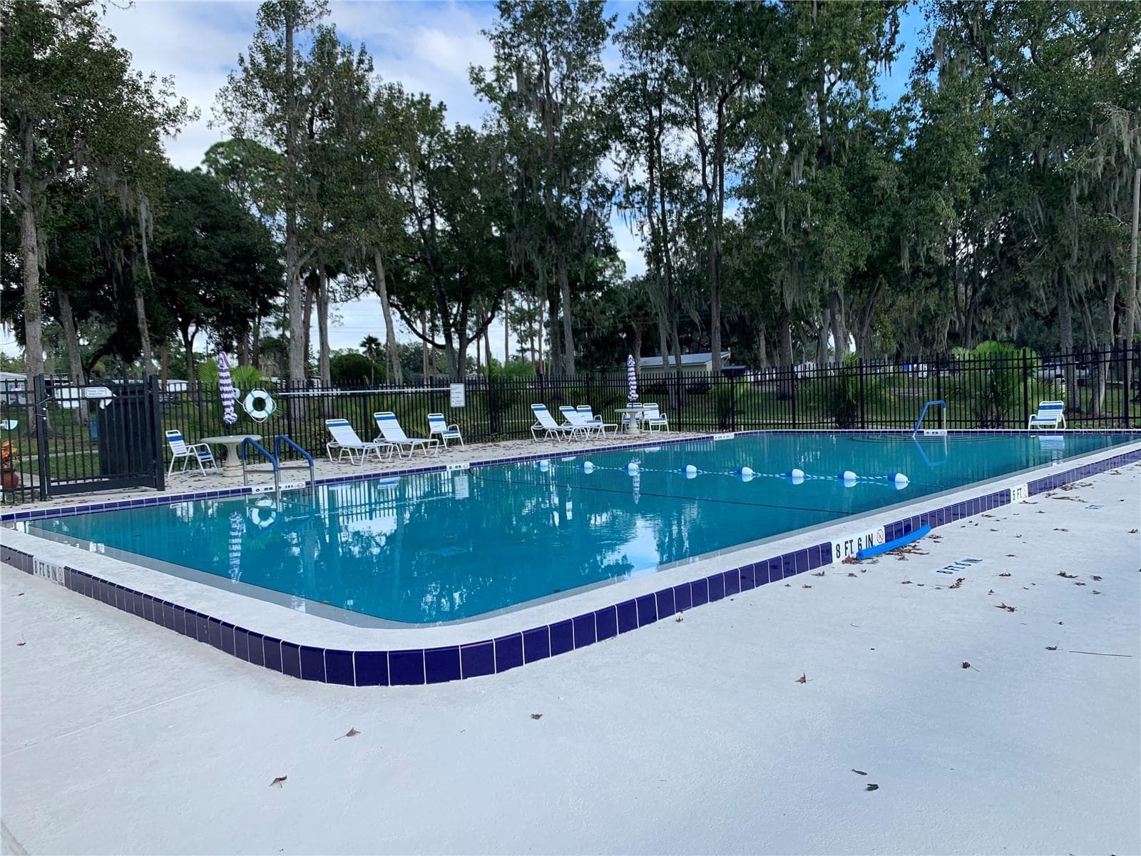 Manufactured Home at 106 LEISURE WORLD DR N, DEBARY, photo 34 of 43