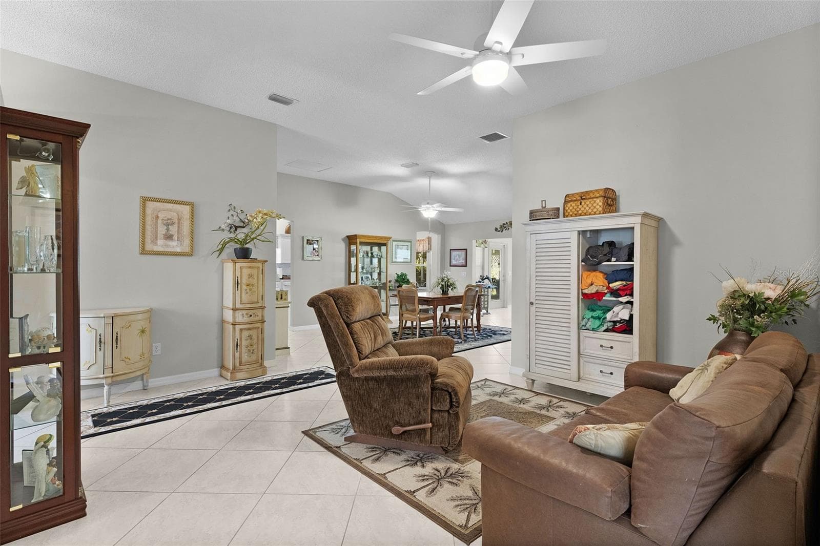 Single Family Residence at 16846 SE 80TH BELLAVISTA CIR, THE VILLAGES, photo 8 of 54
