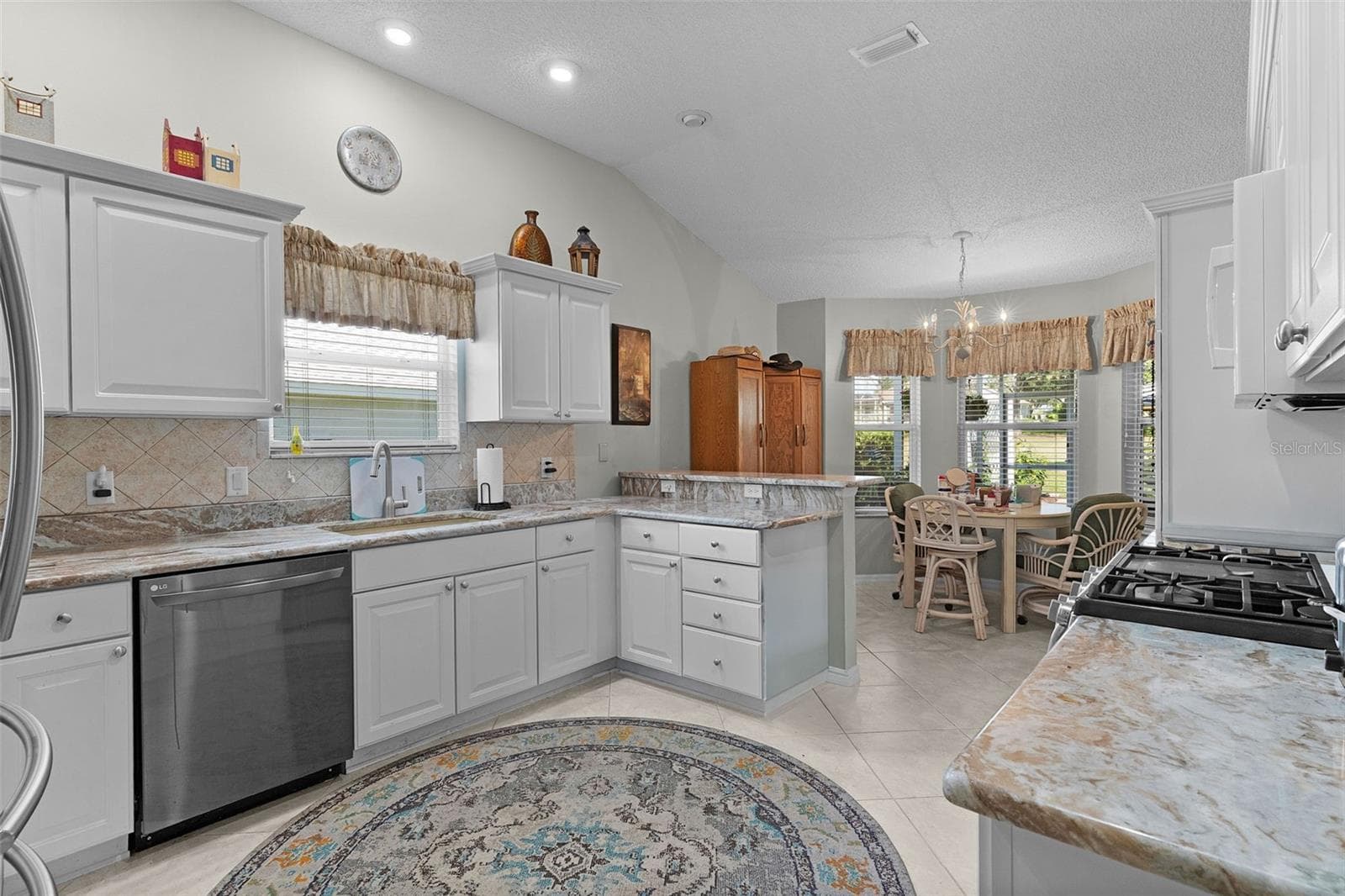 Single Family Residence at 16846 SE 80TH BELLAVISTA CIR, THE VILLAGES, photo 14 of 54
