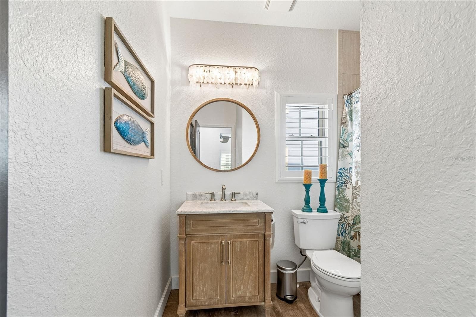 Full bath- main floor - 111 91ST AVE, TREASURE ISLAND